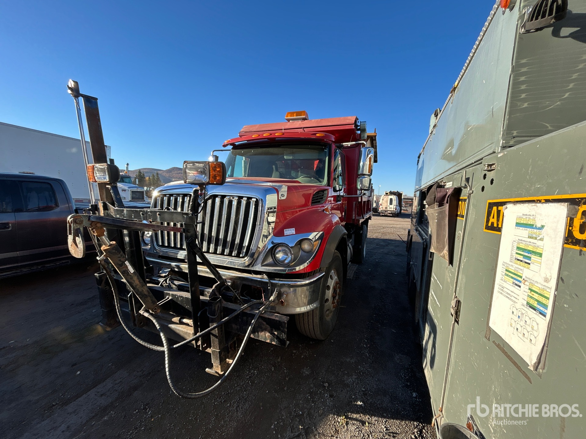 2010 International 7400