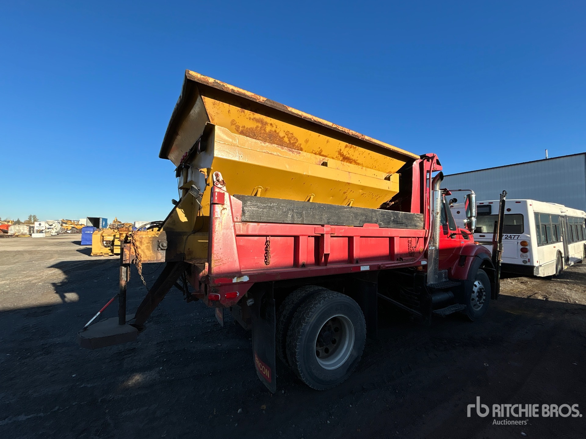 2010 International 7400