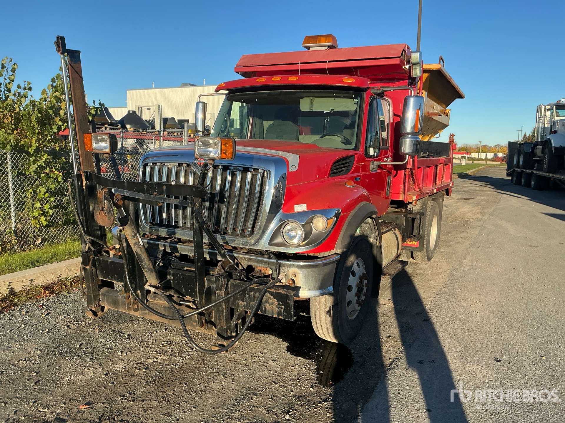 2010 International 7400
