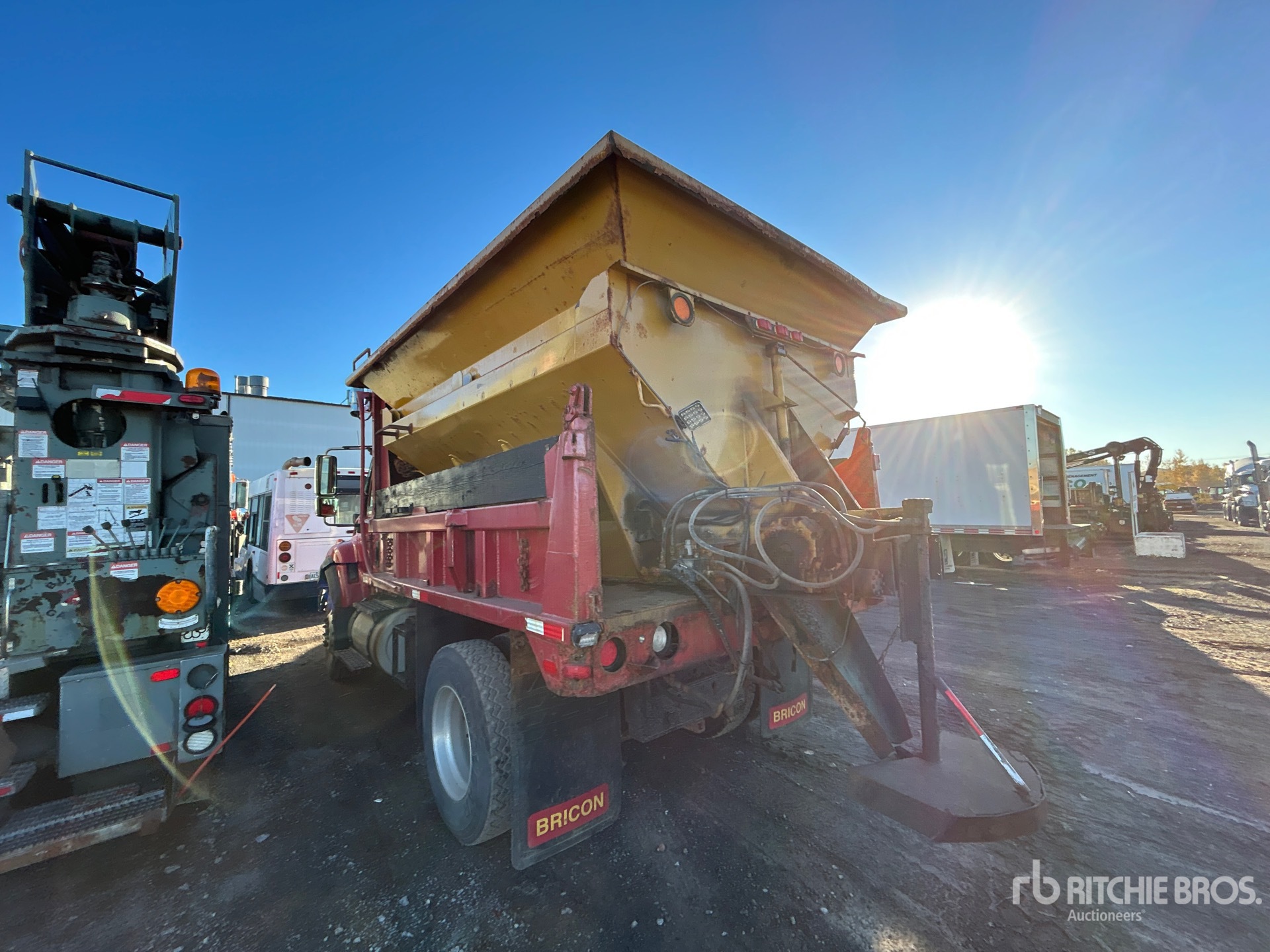 2010 International 7400