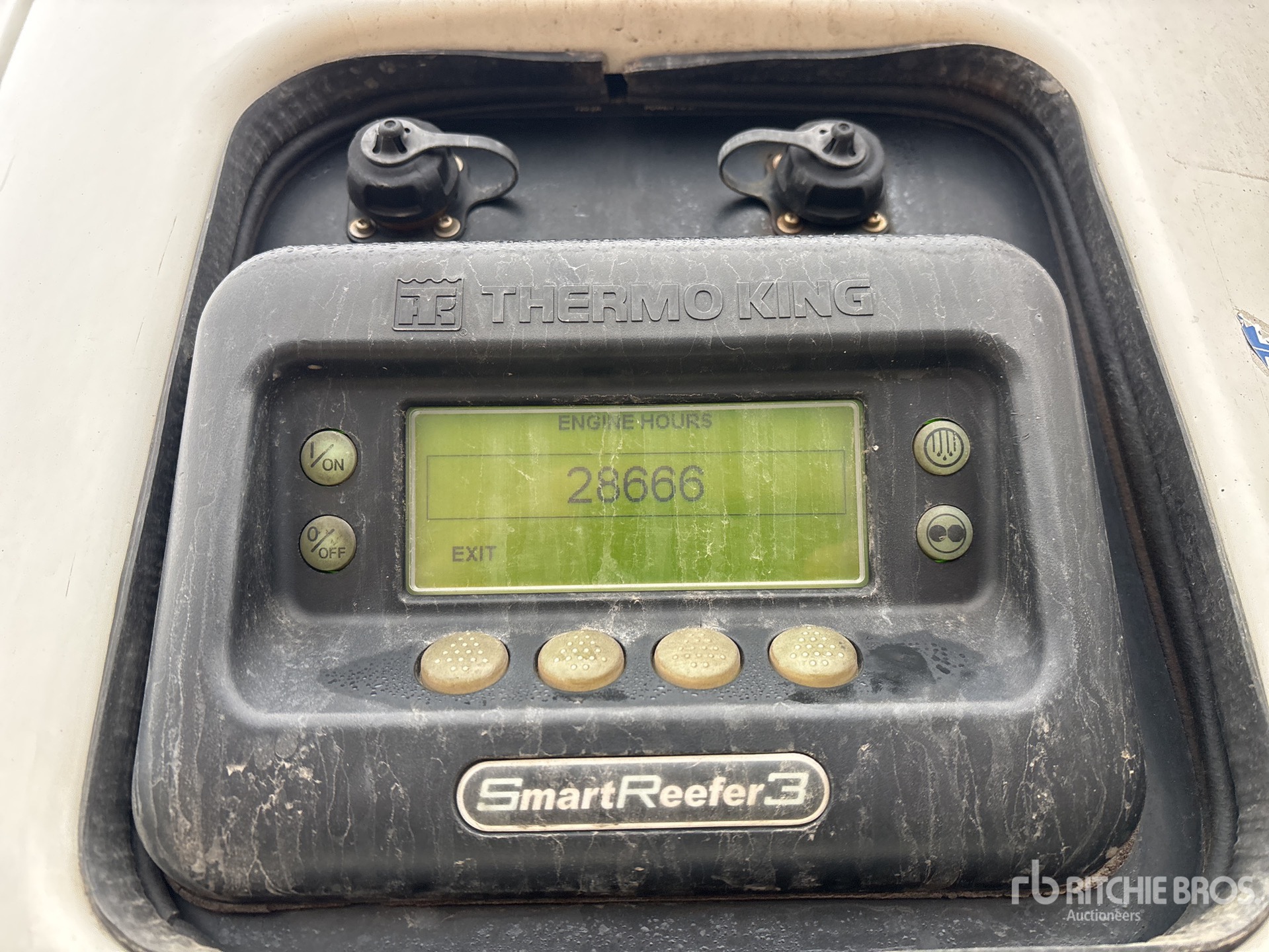 2015 Utility 3000R