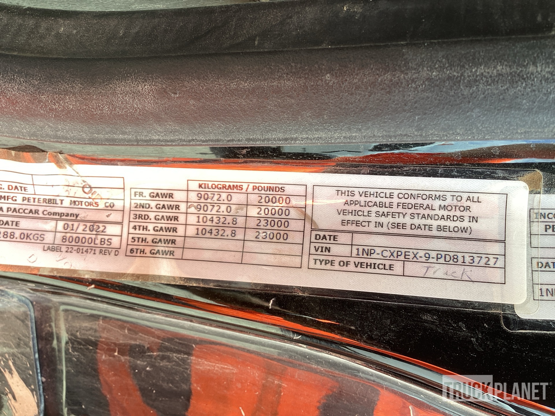 2023 Peterbilt 567