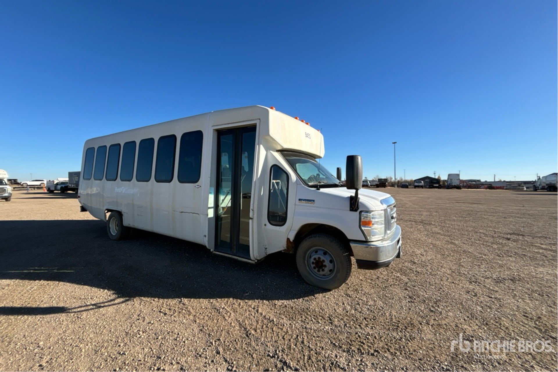 2014 Ford E-450
