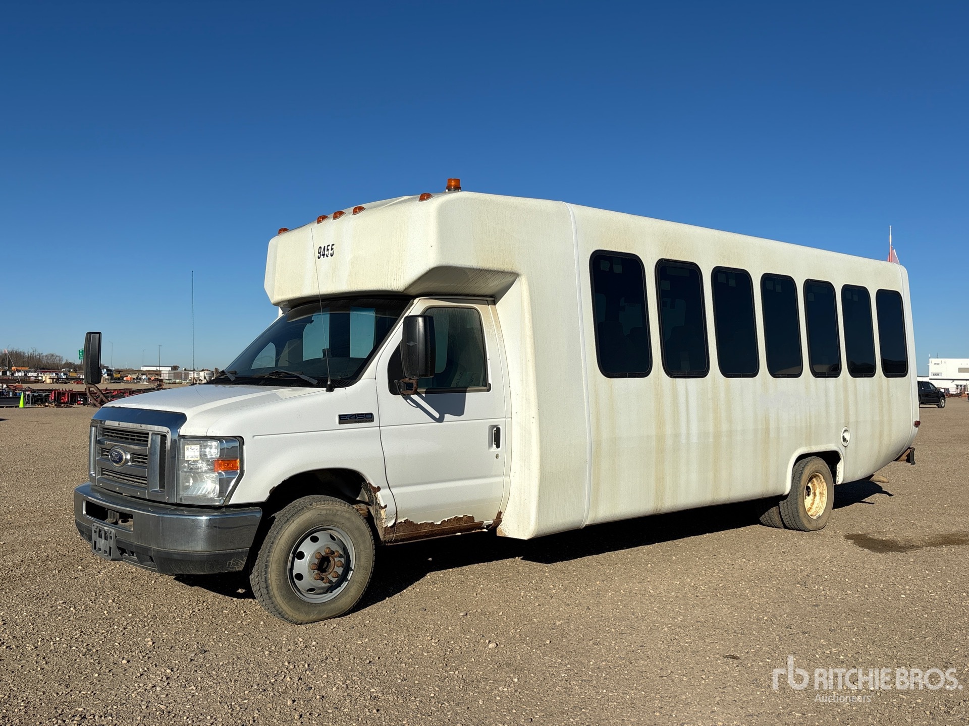 2014 Ford E-450
