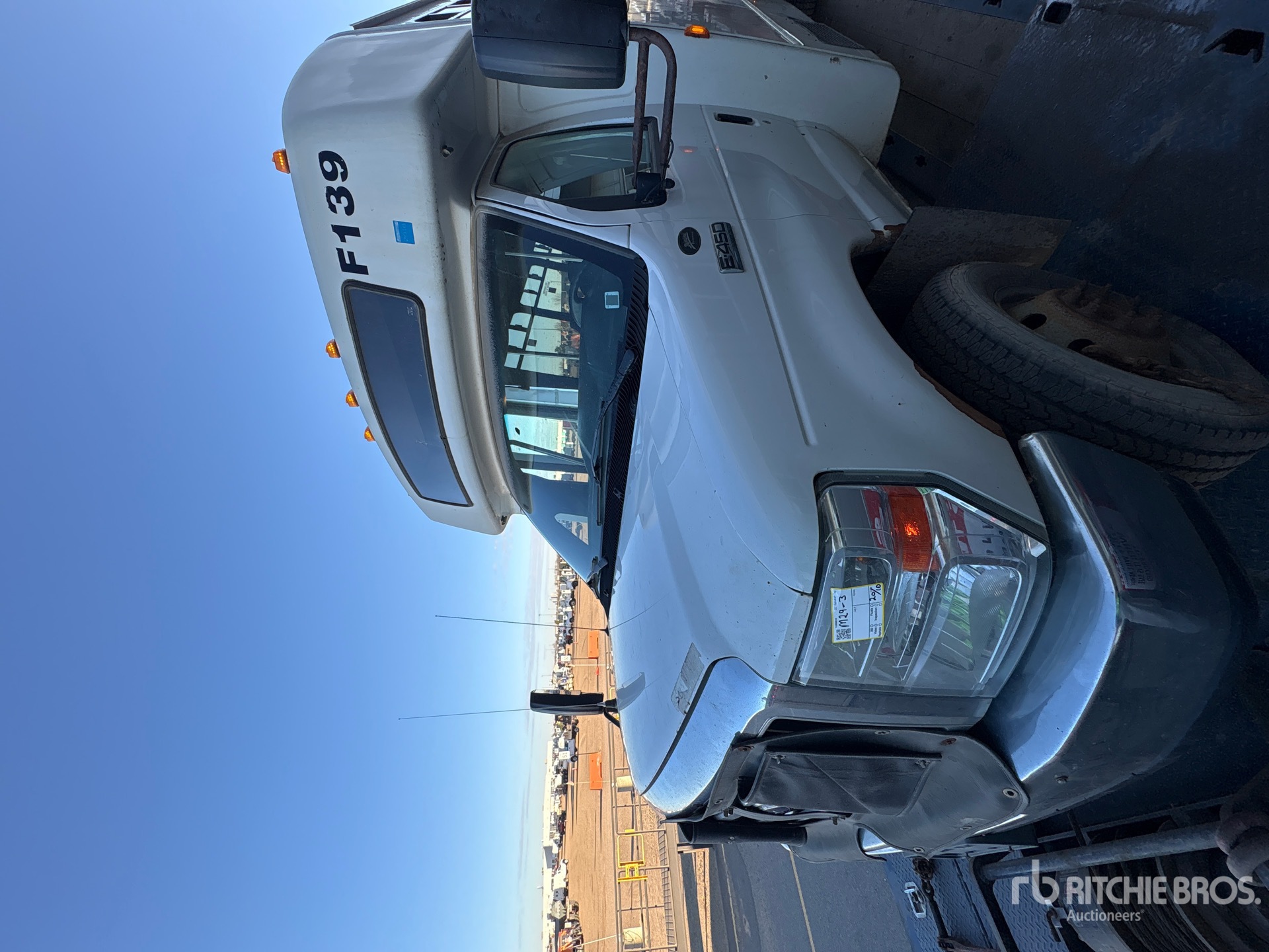 2016 Ford E-450
