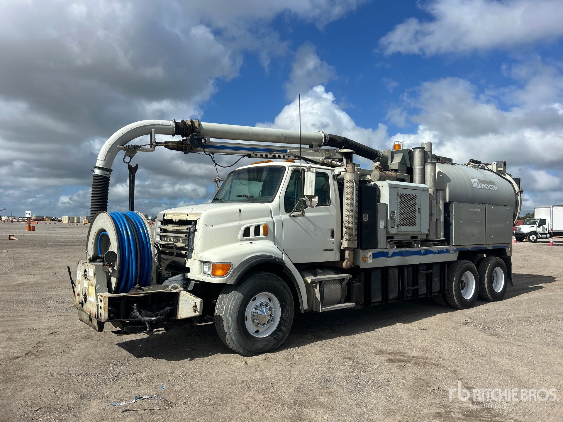 Photo of 2007 Sterling LT7500