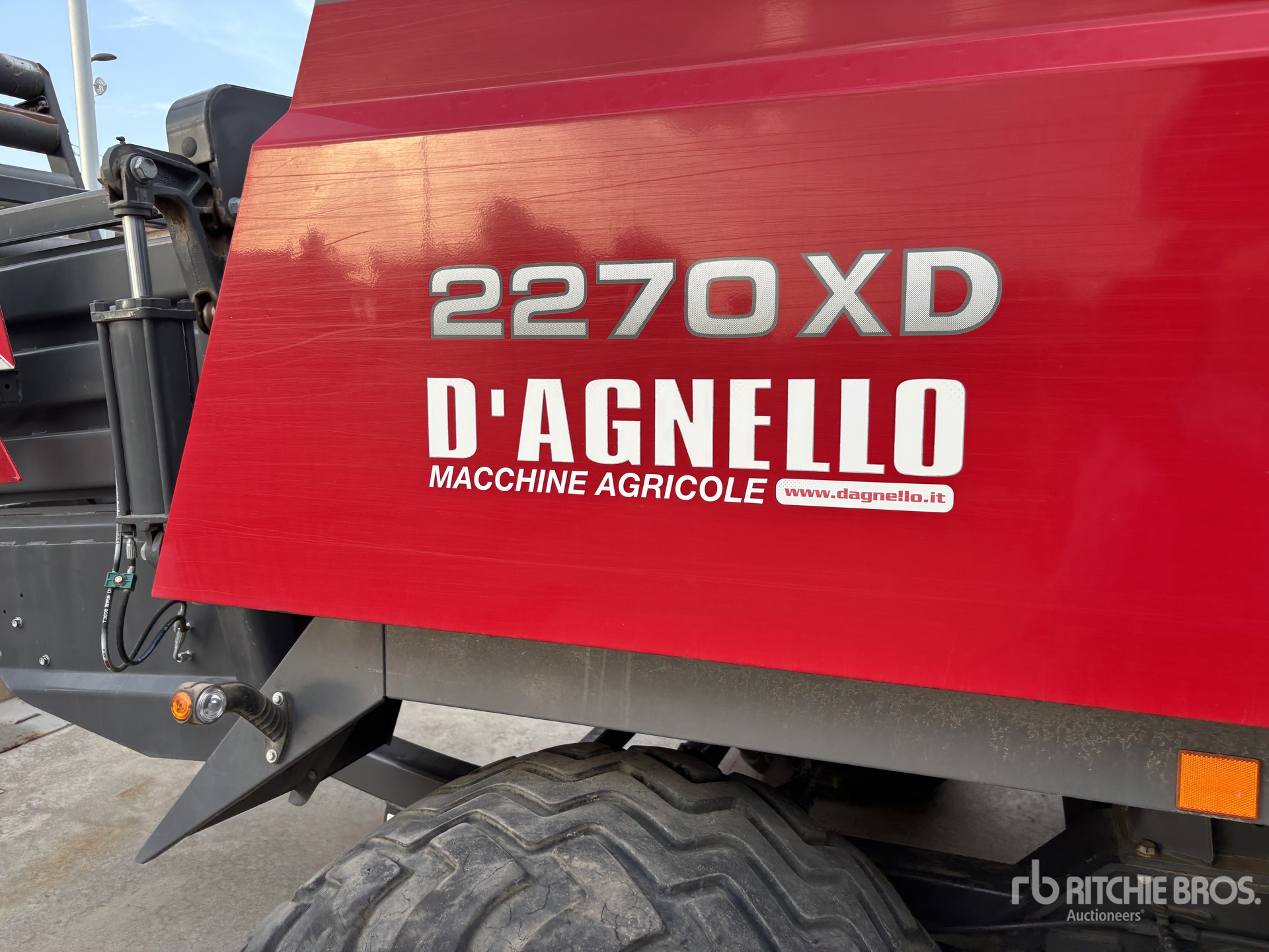 2021 Massey Ferguson 2270XD