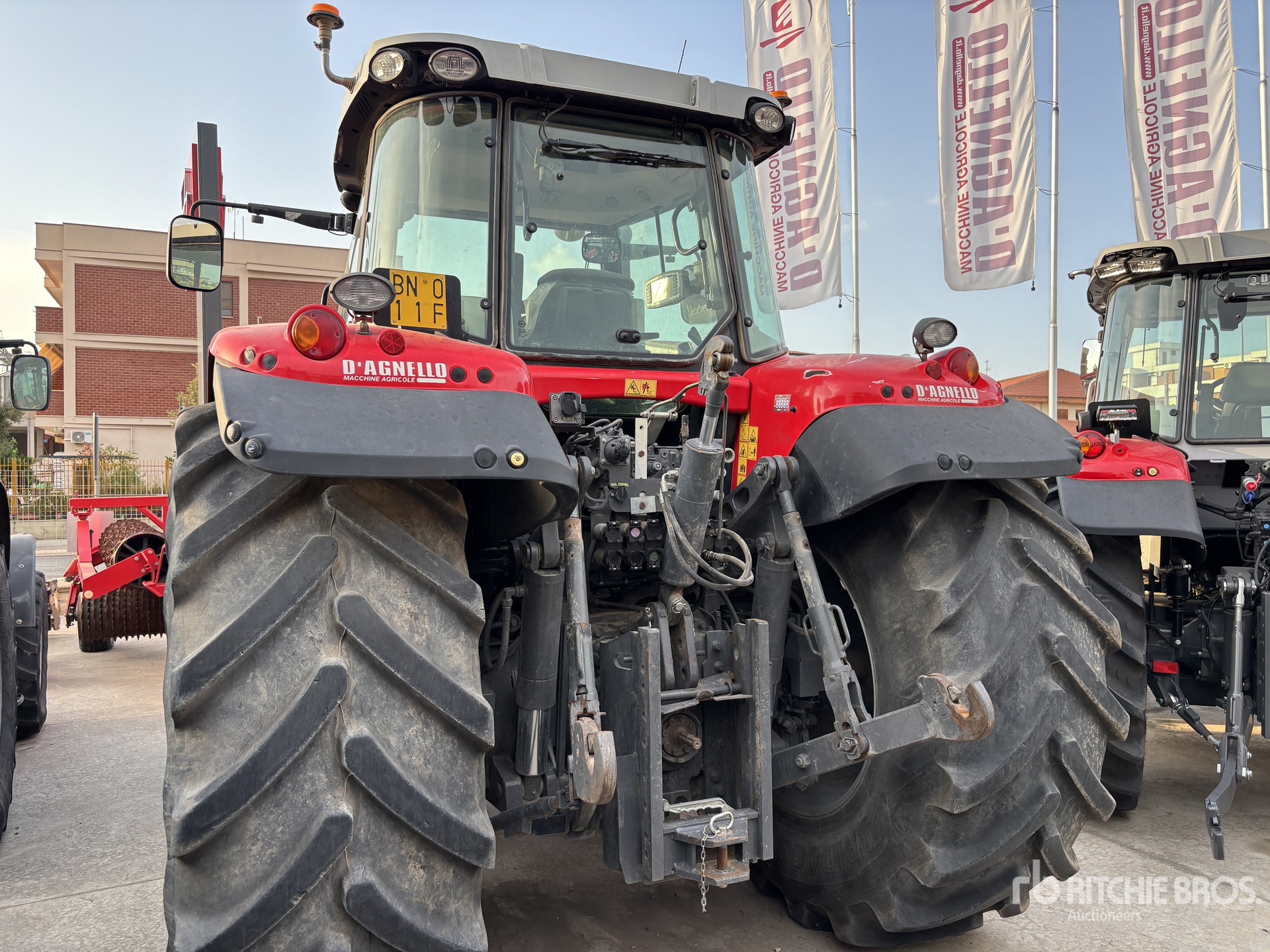 2015 Massey Ferguson 7626 DYNA 6