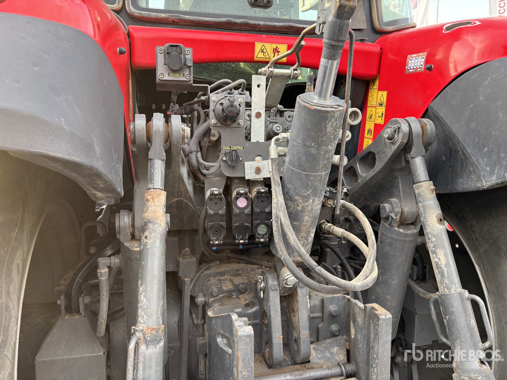 2015 Massey Ferguson 7626 DYNA 6
