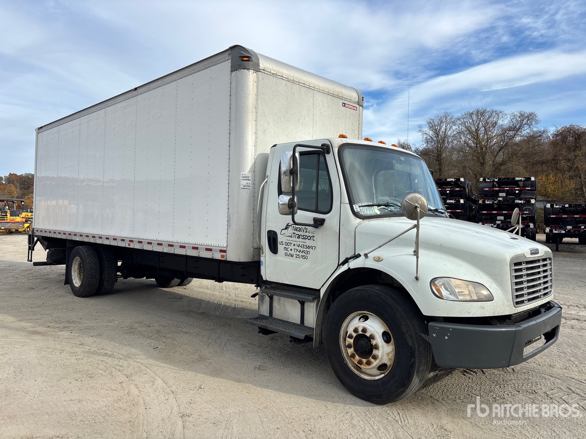 2019 Freightliner M2 106