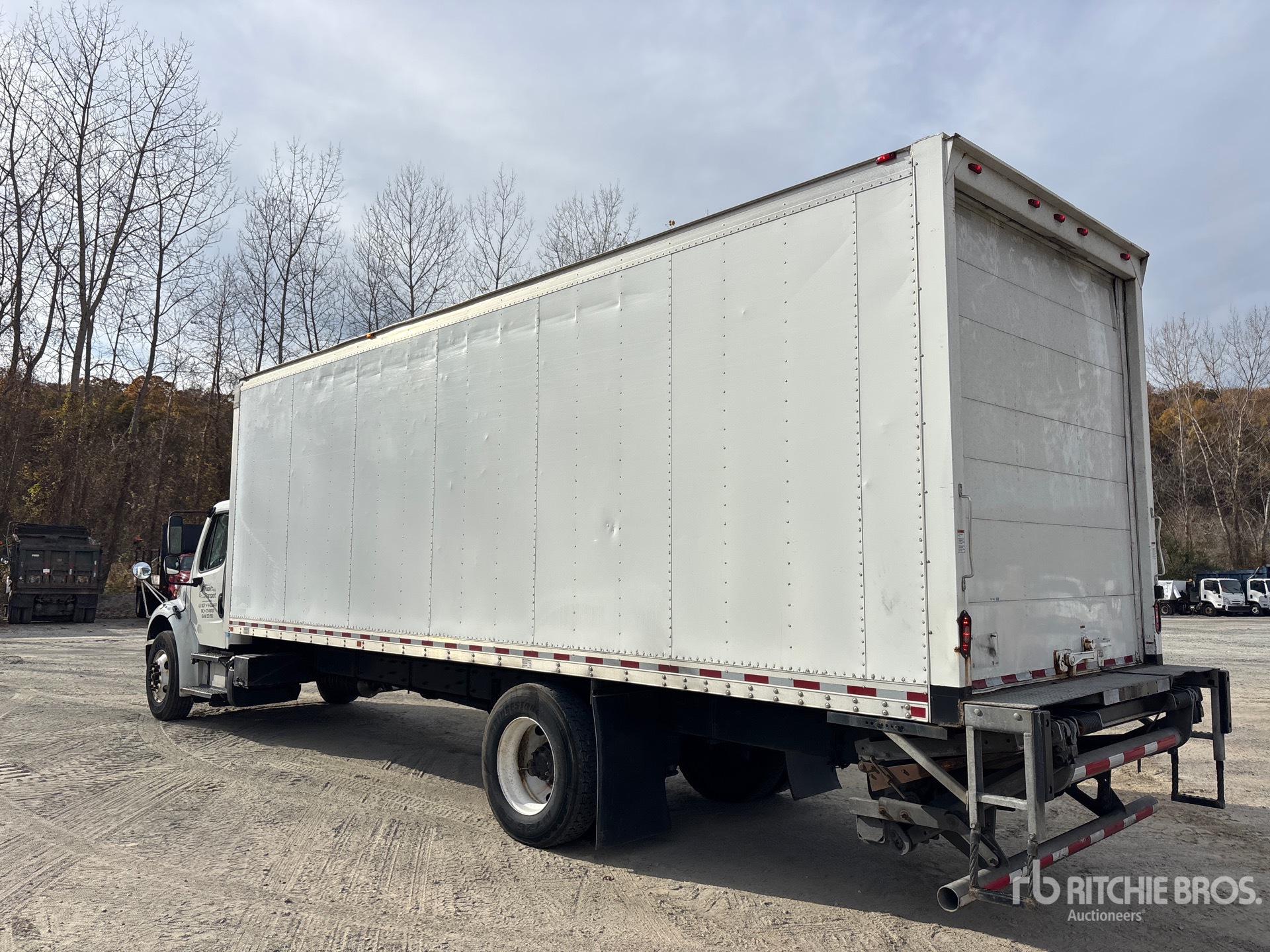 2019 Freightliner M2 106