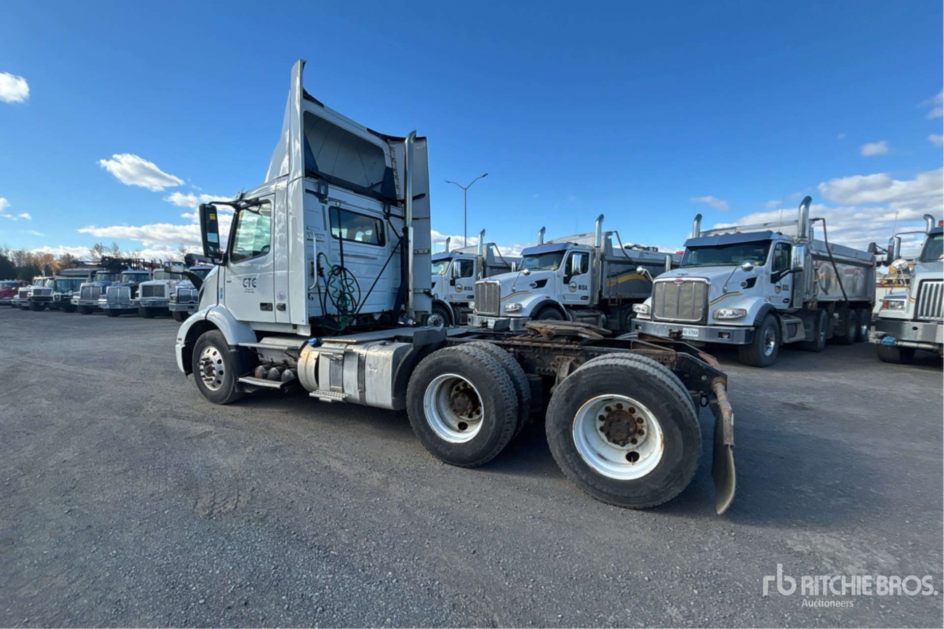 2018 Volvo VNR