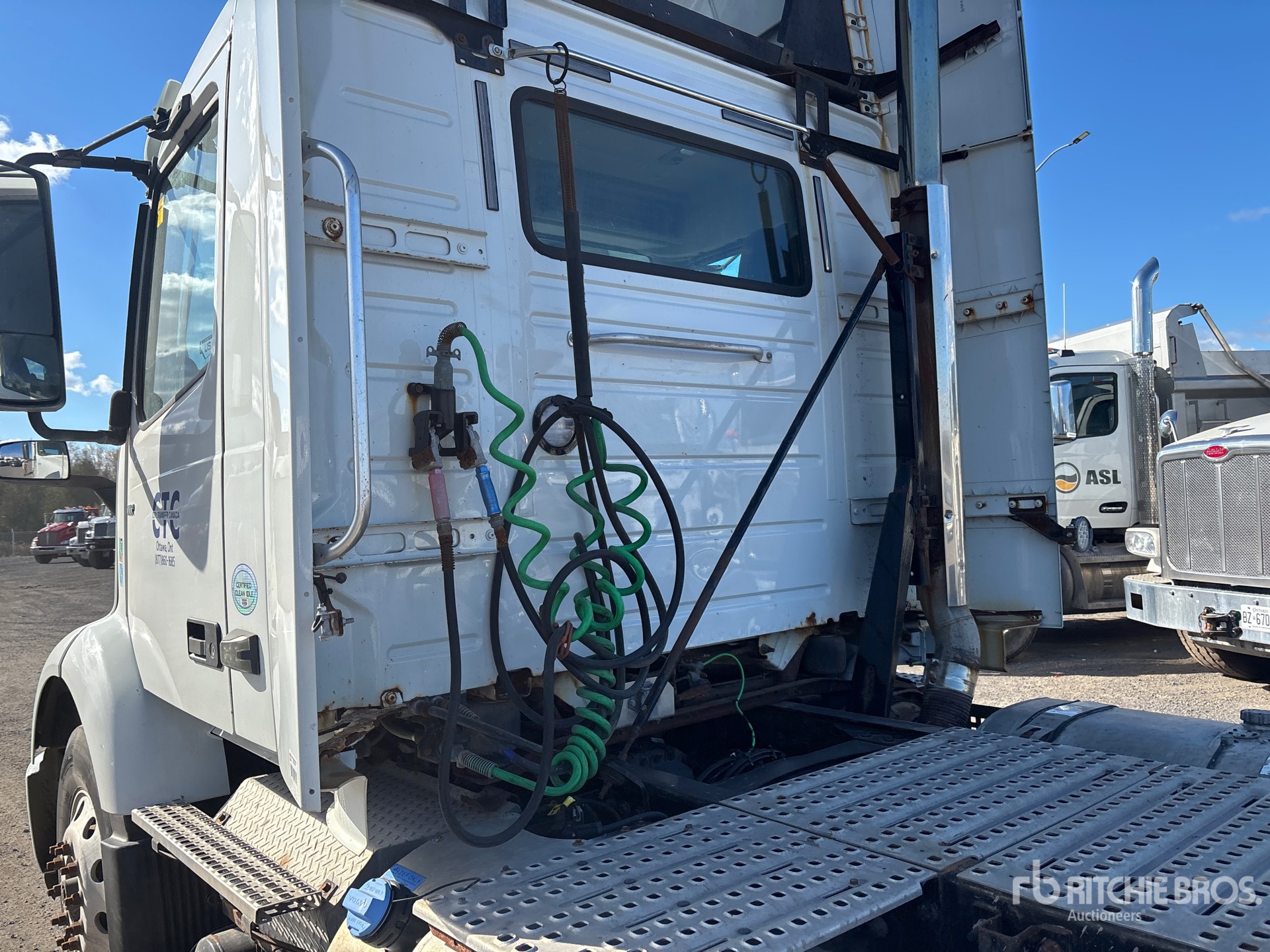 2018 Volvo VNR