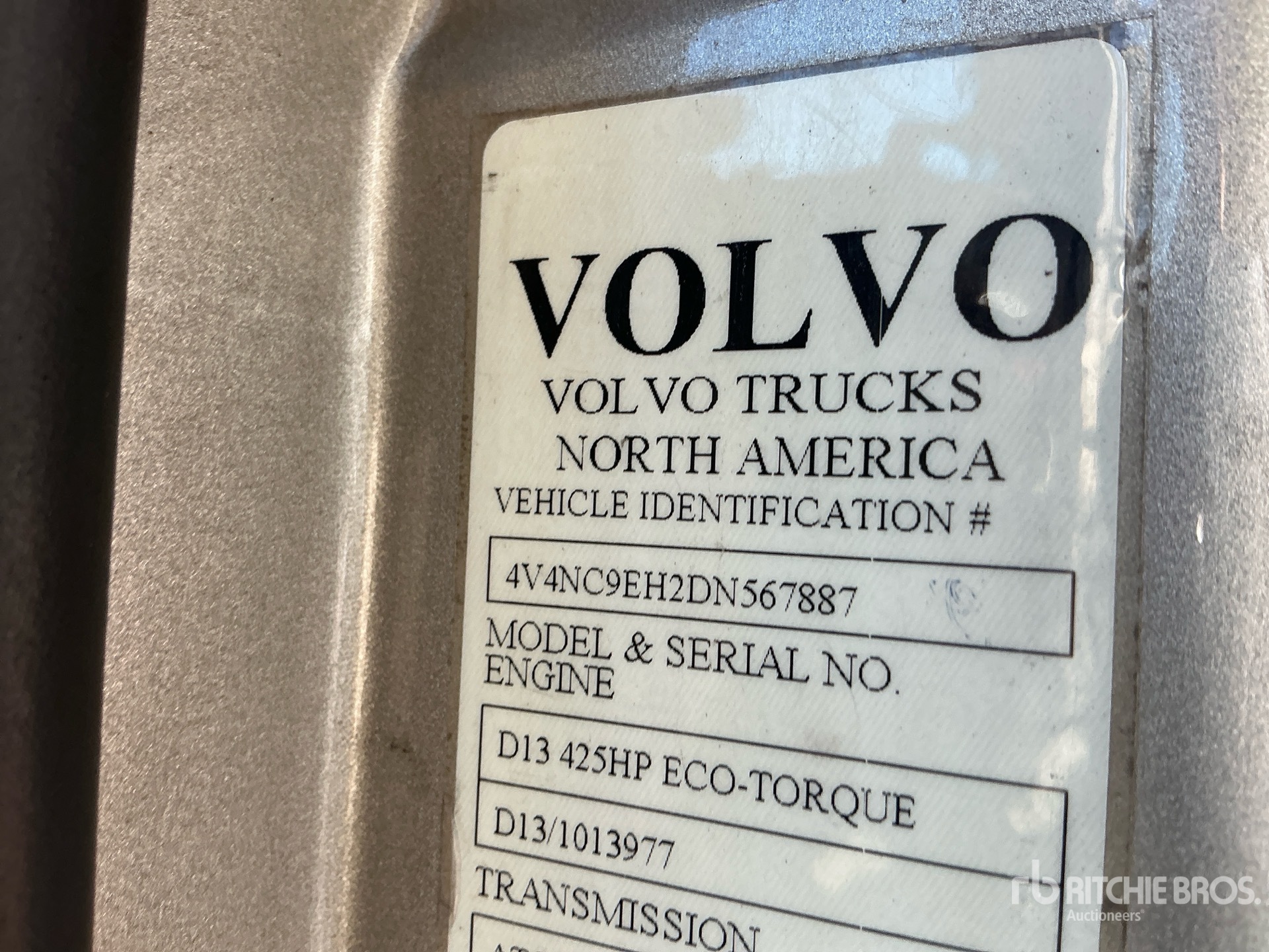 2013 Volvo VNL