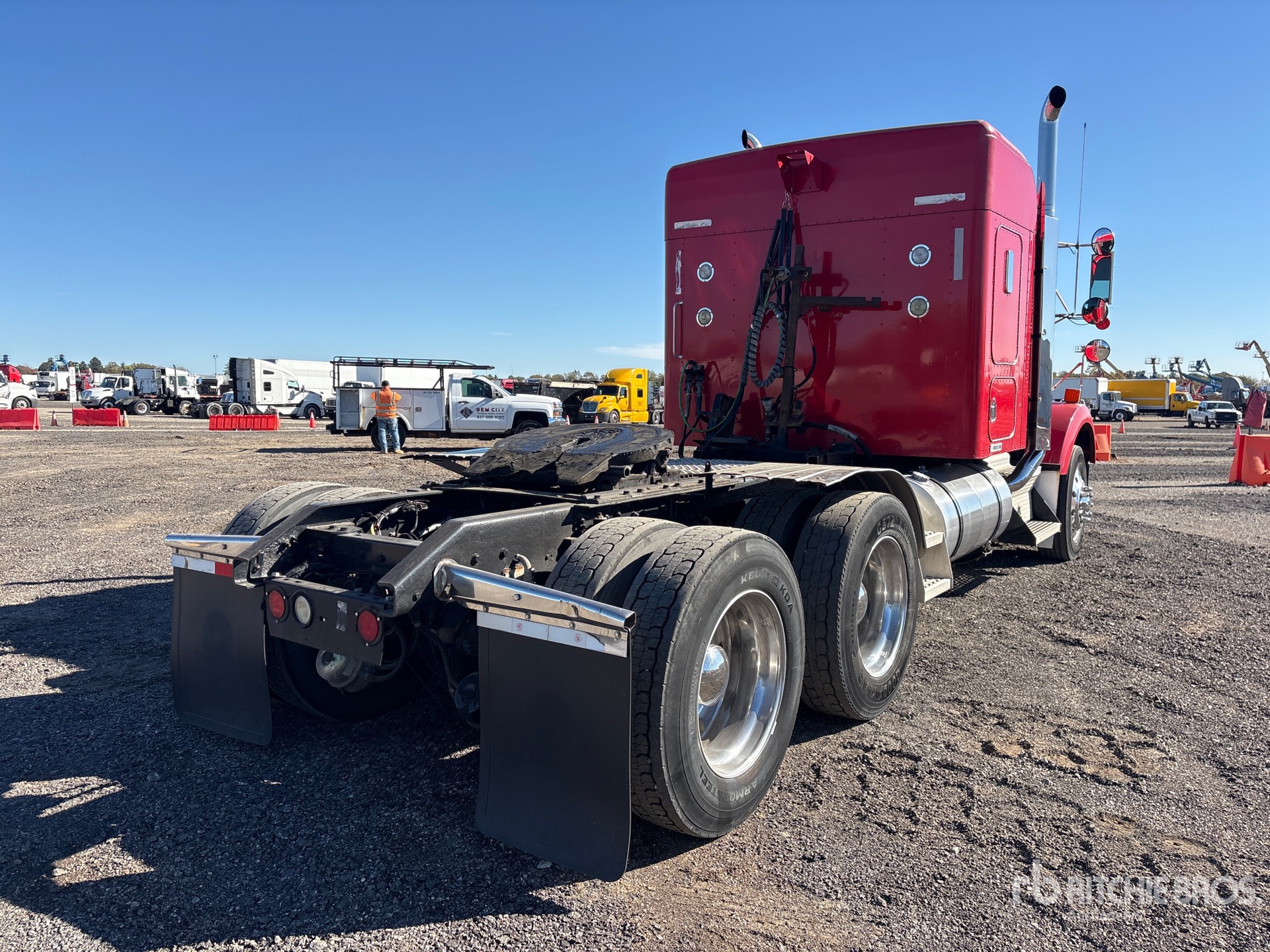 2004 Kenworth T800