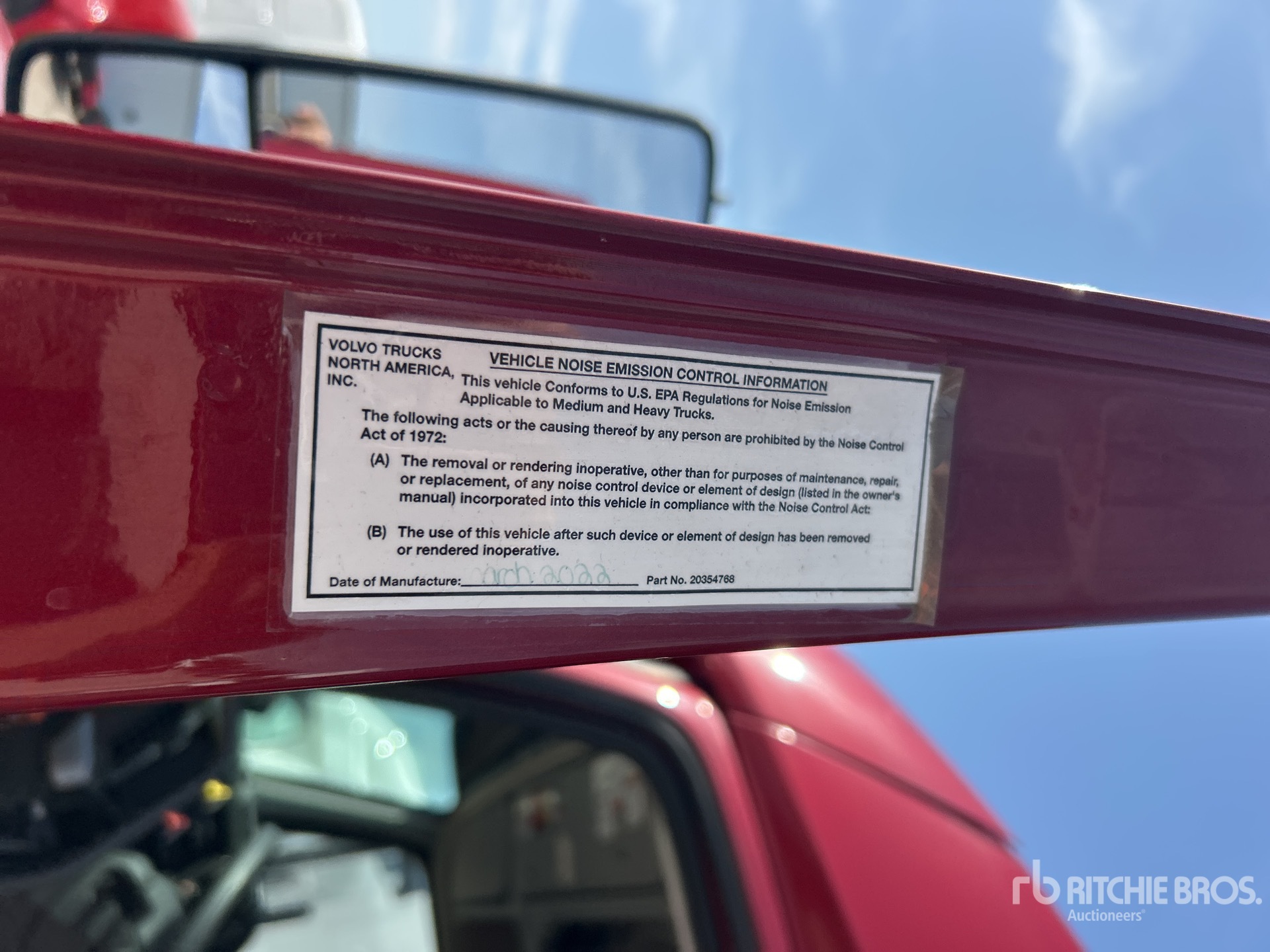 2023 Volvo VNL760