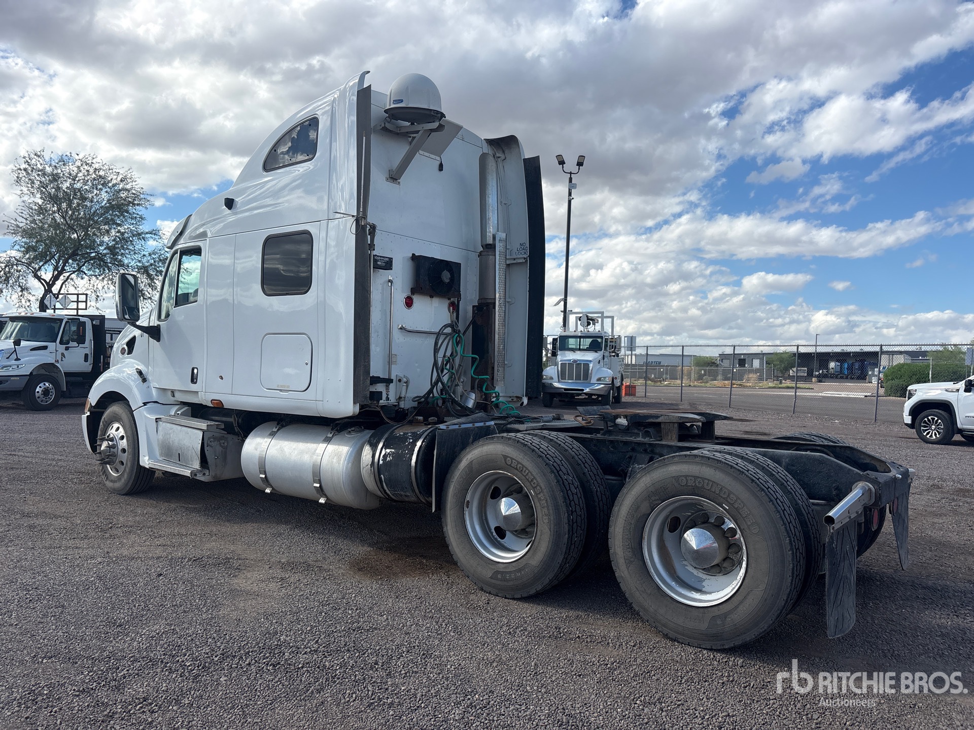 2010 Peterbilt 387