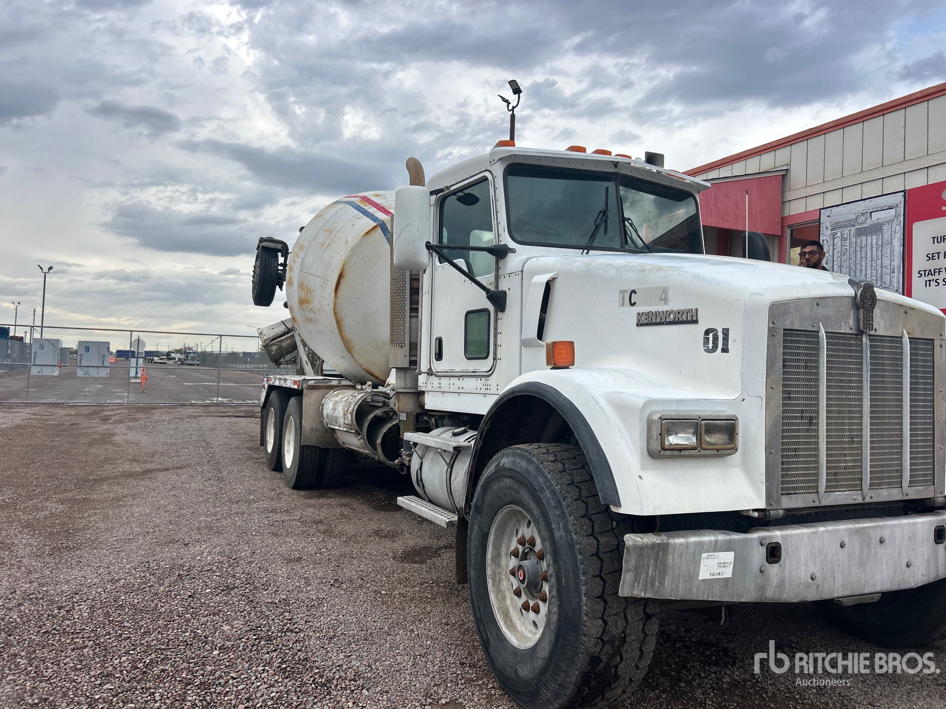 Photo of 2005 Kenworth W900