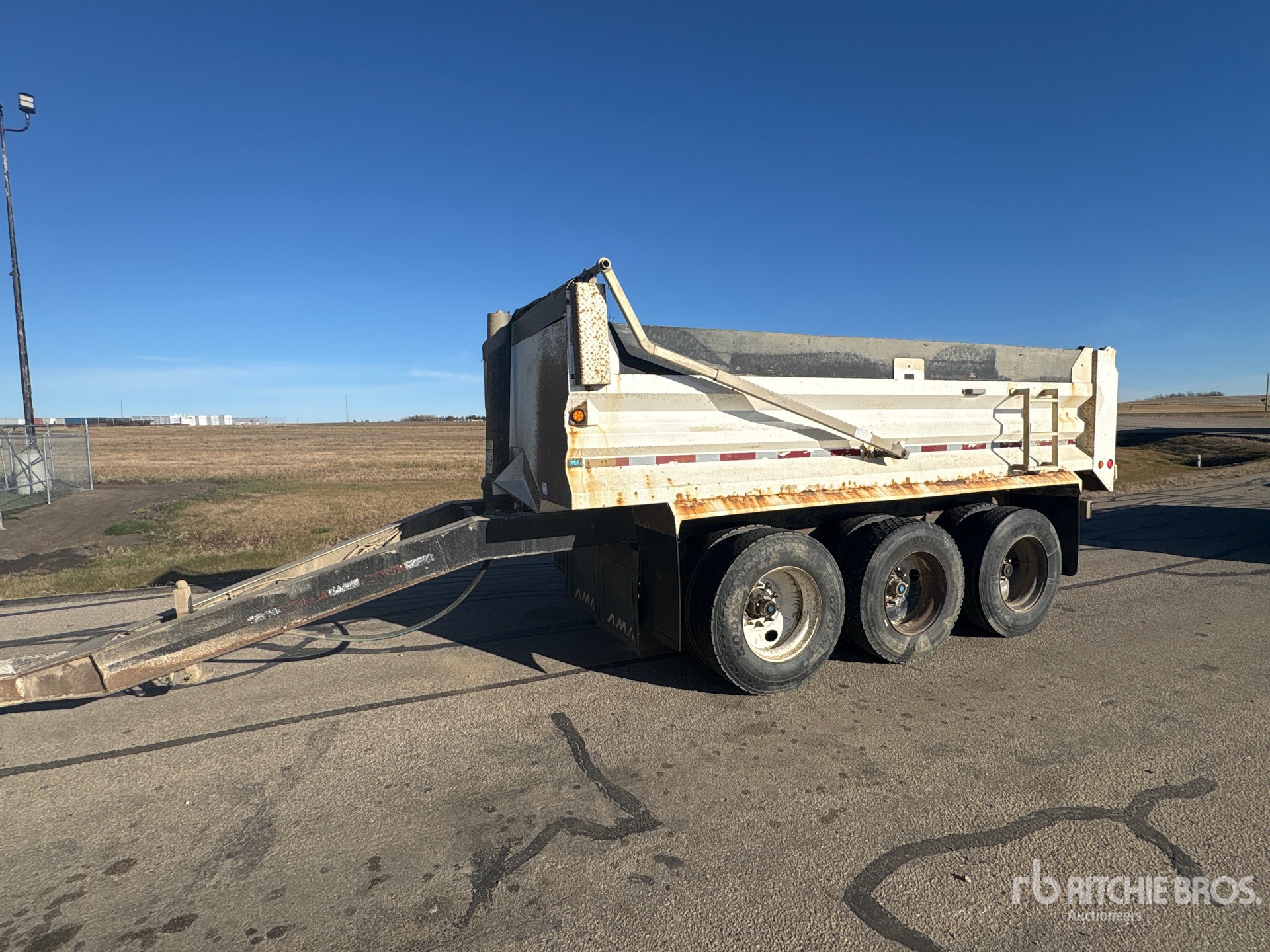 2009 Renn 17 ft Tri/A