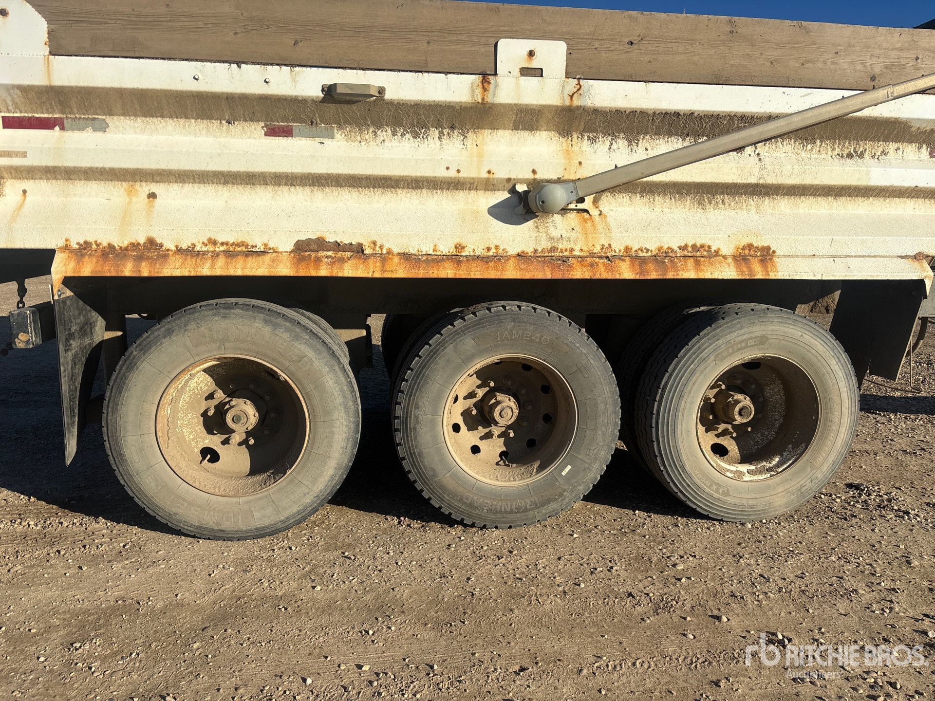 2009 Renn 17 ft Tri/A
