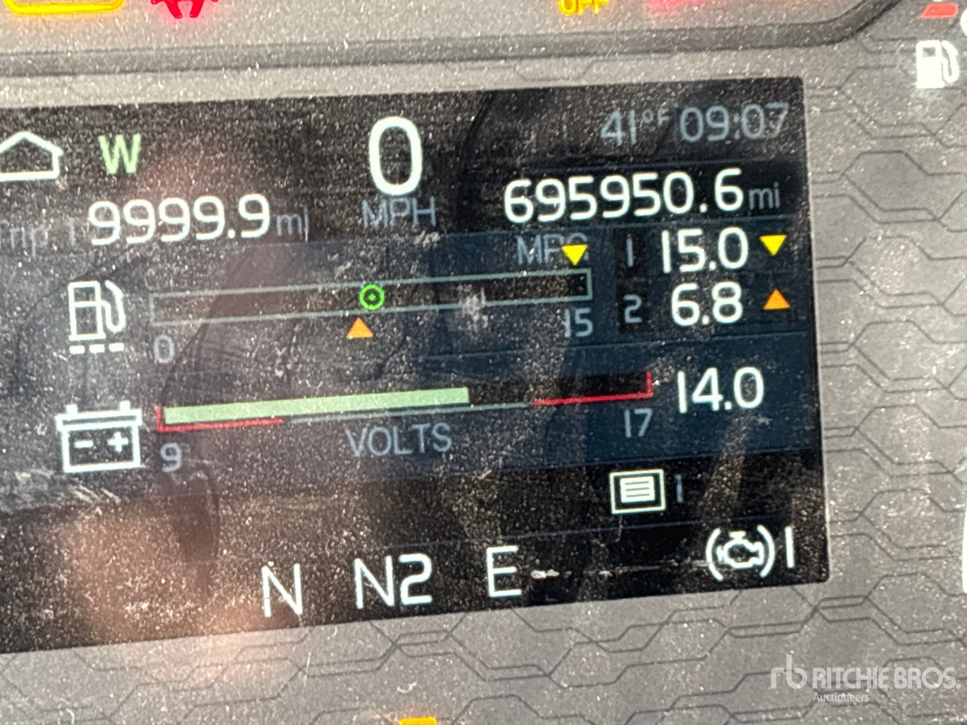 2019 Volvo VNL760