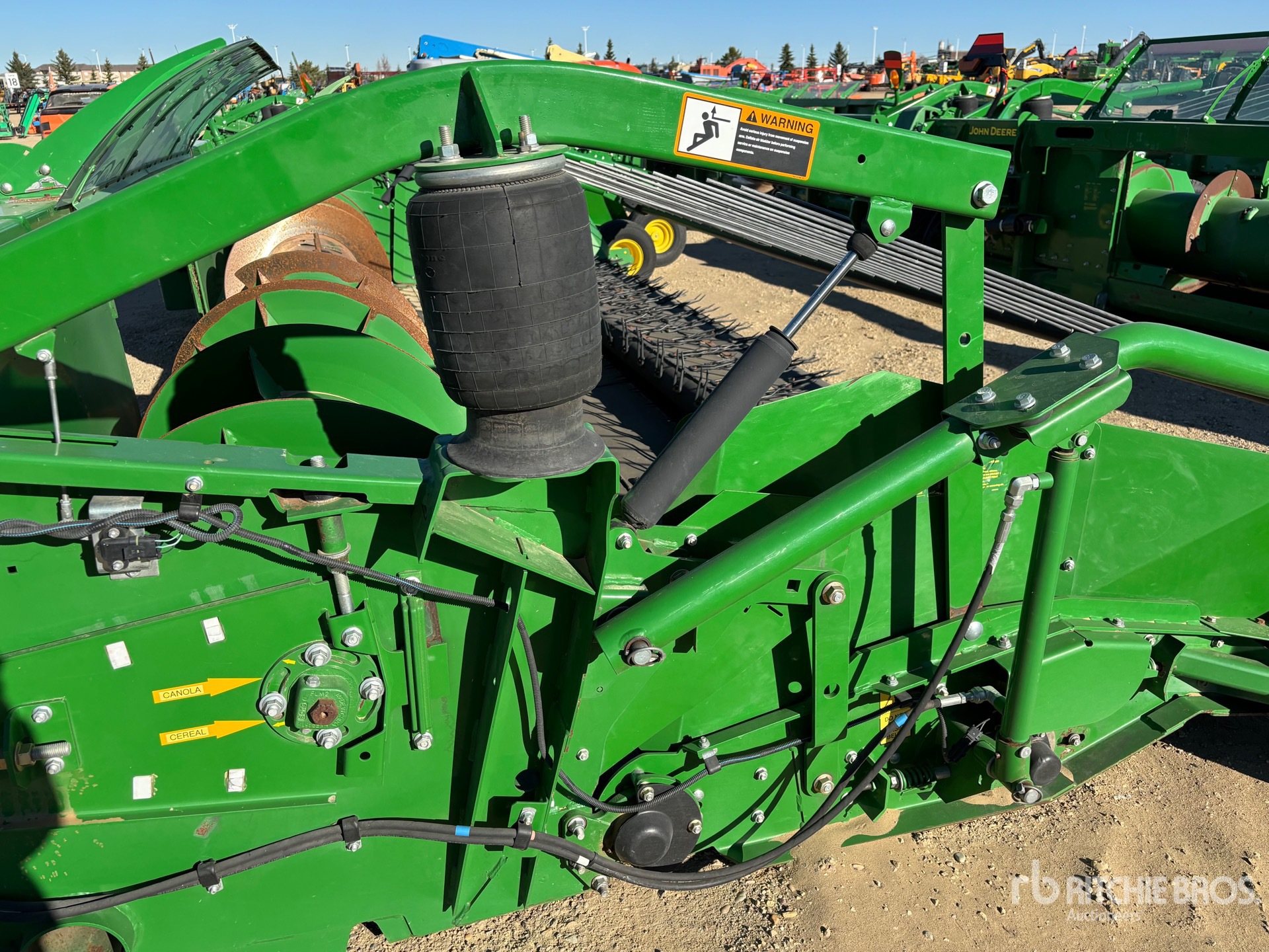 2017 John Deere 615P