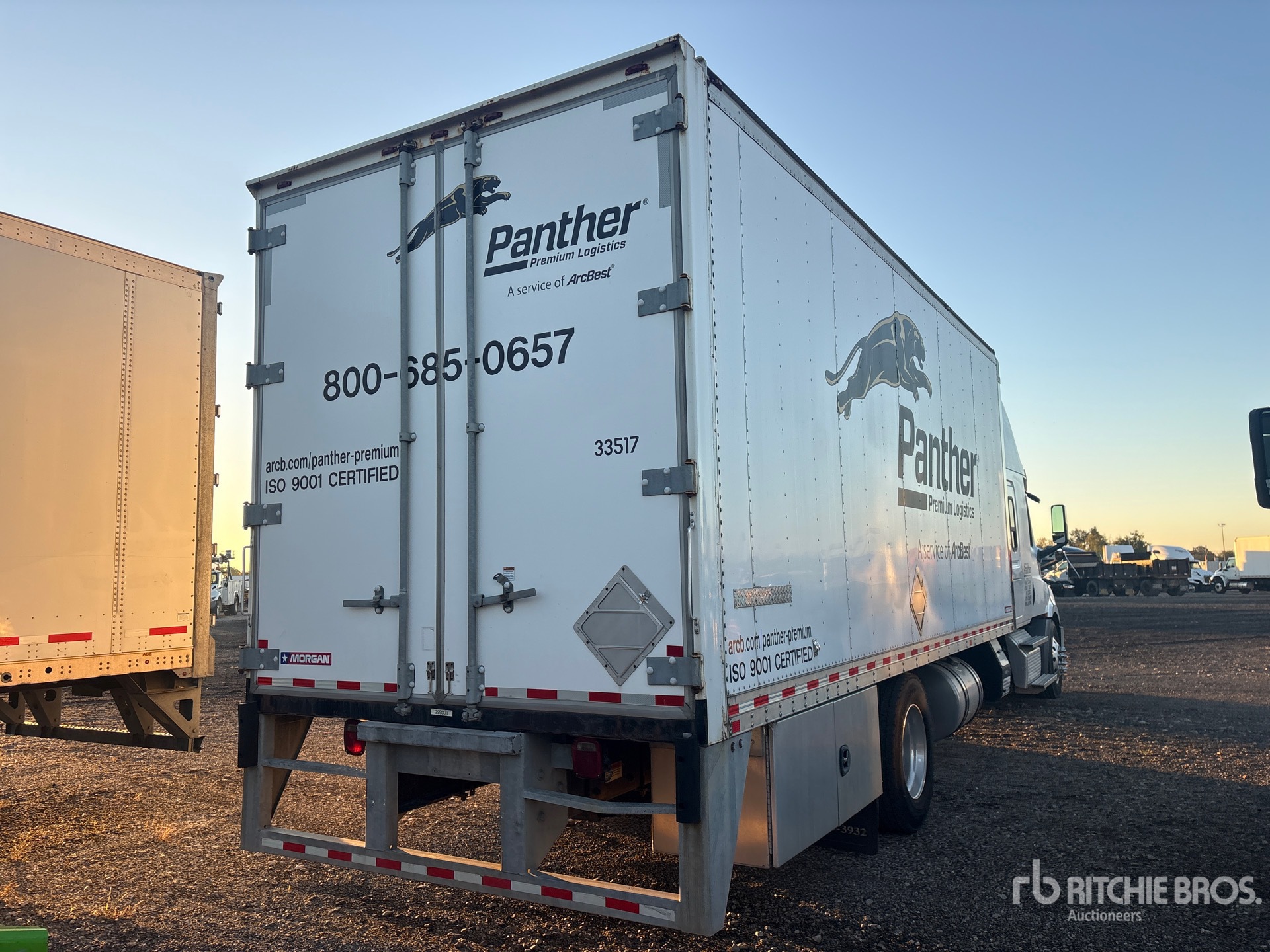 2020 Freightliner CASCADIA 116