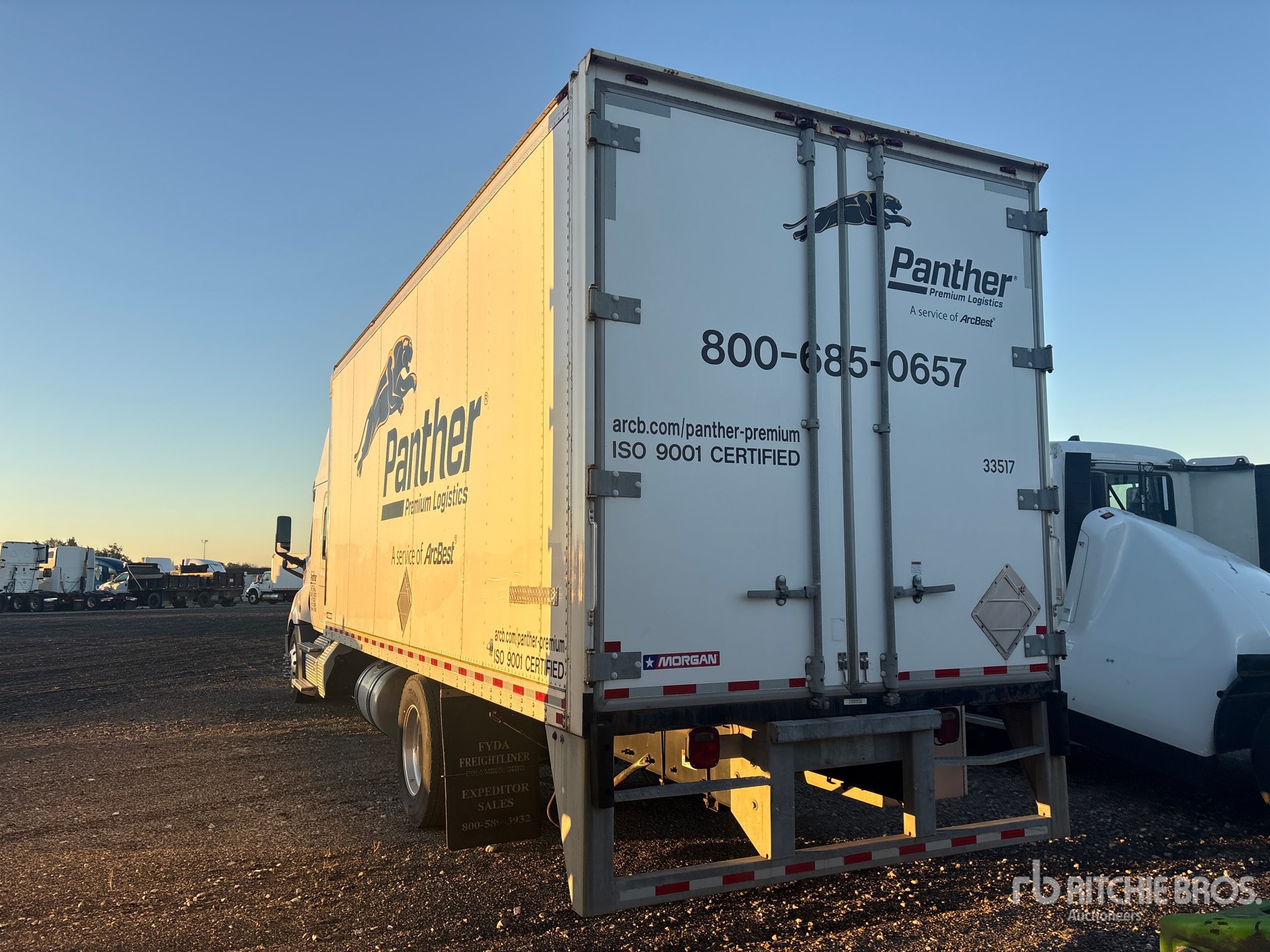 2020 Freightliner CASCADIA 116