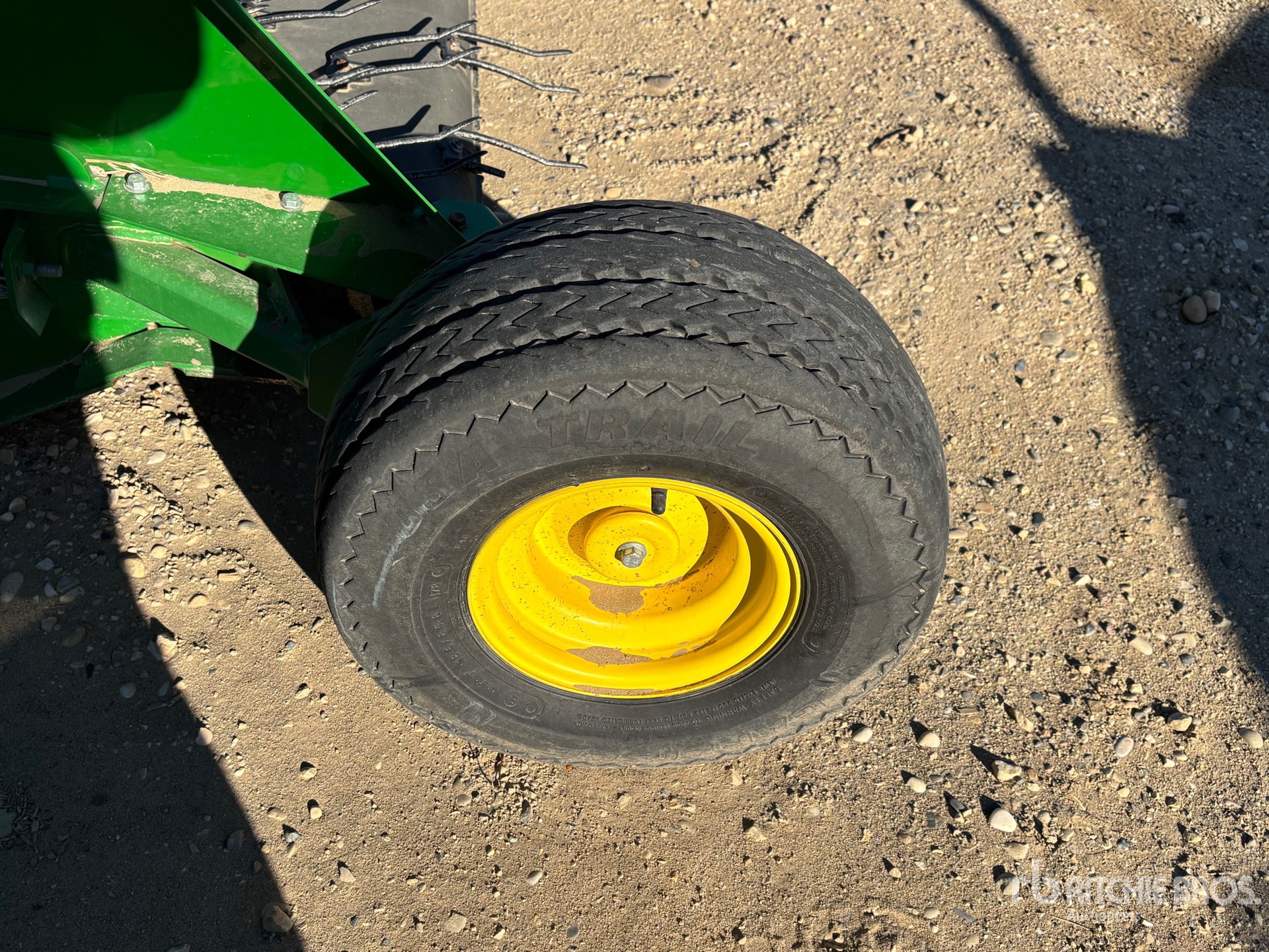 2016 John Deere 615P