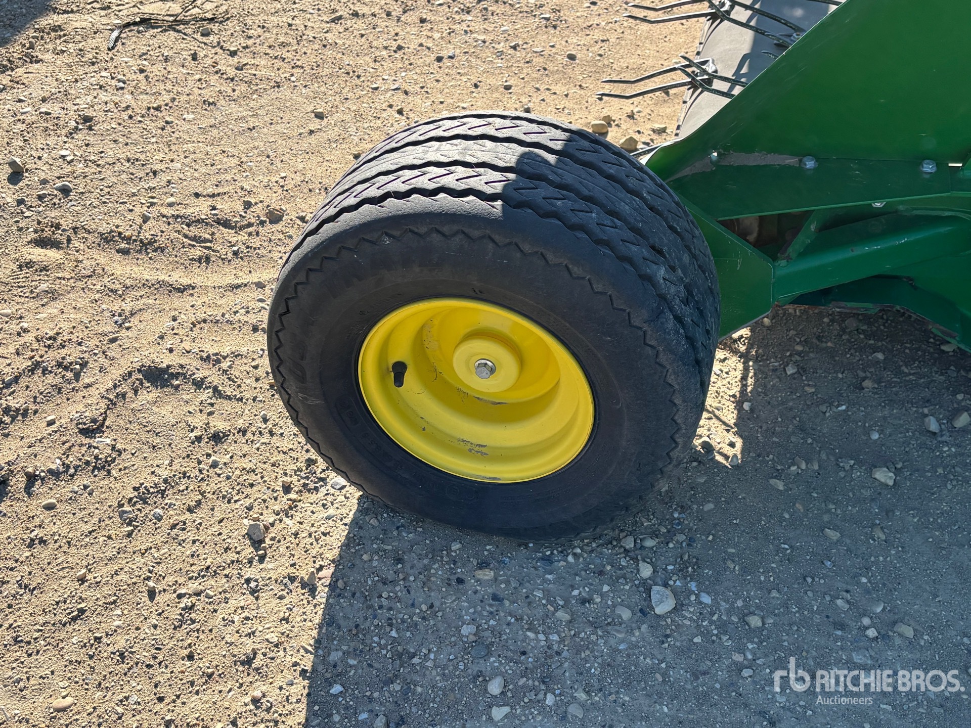 2016 John Deere 615P