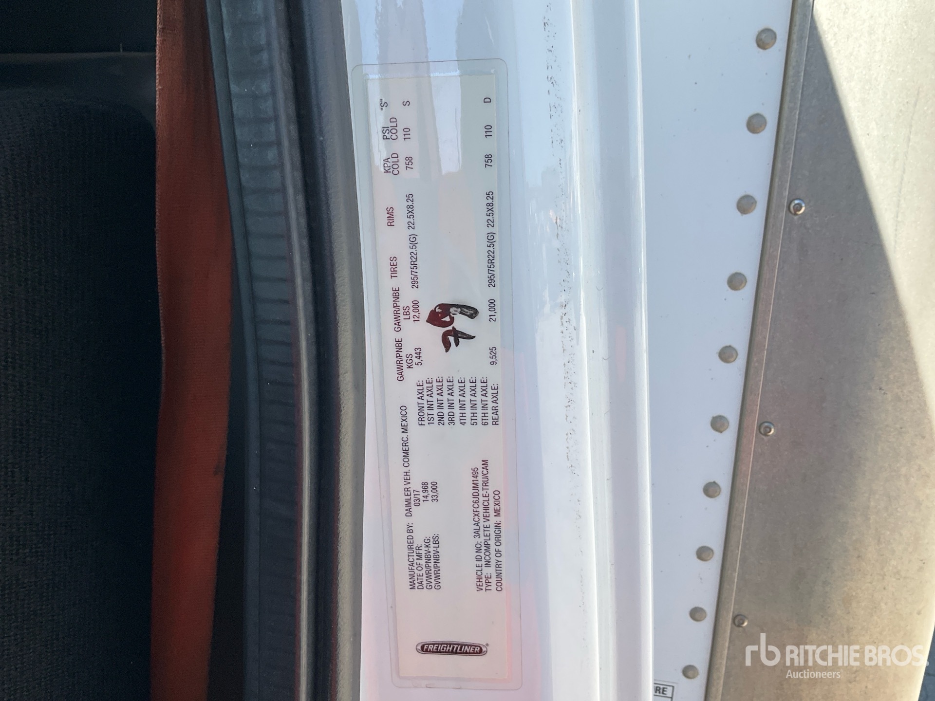 2018 Freightliner M2 106