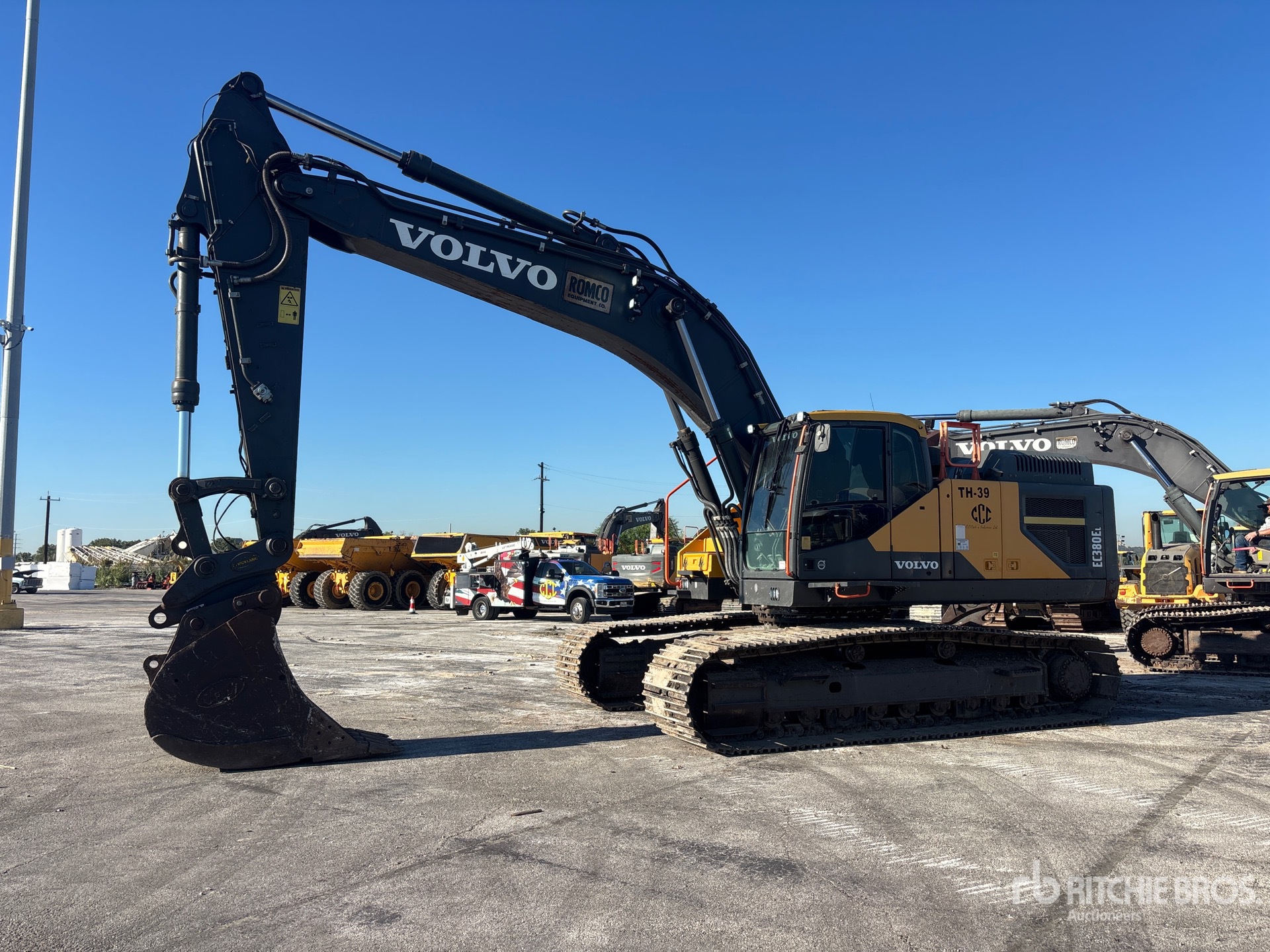 Photo of 2021 Volvo EC380E