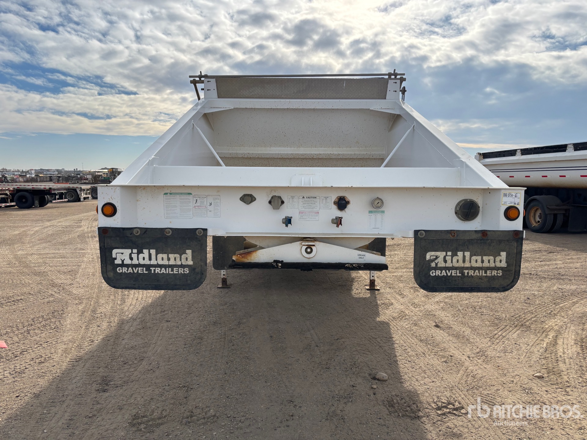 2015 Midland MG38MX3000