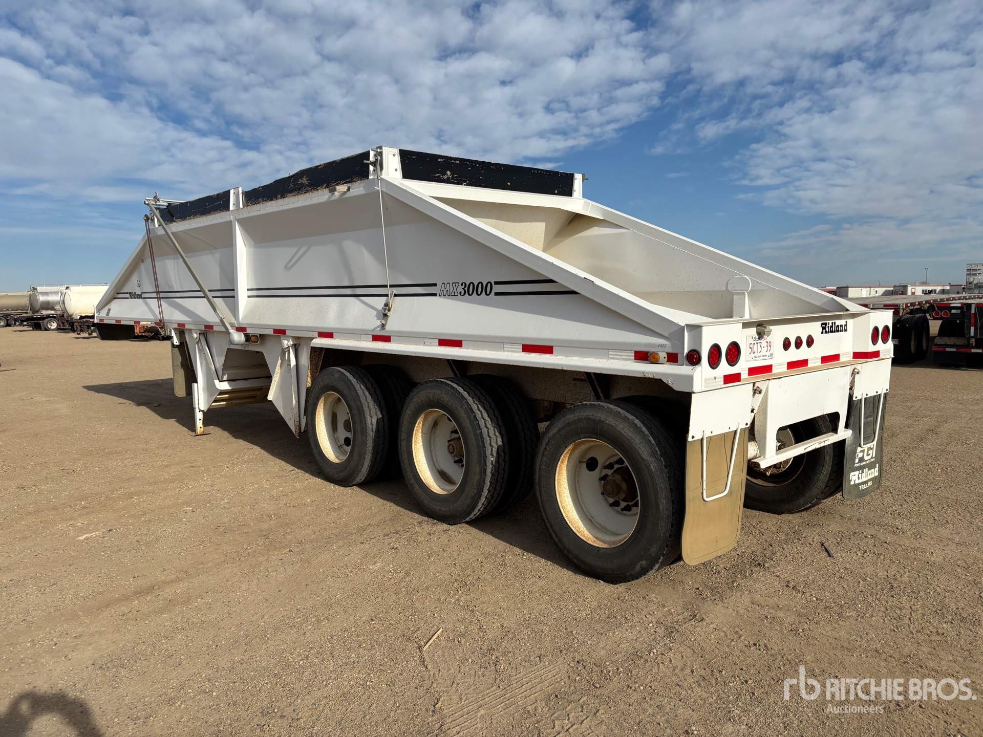 2015 Midland MG38MX3000