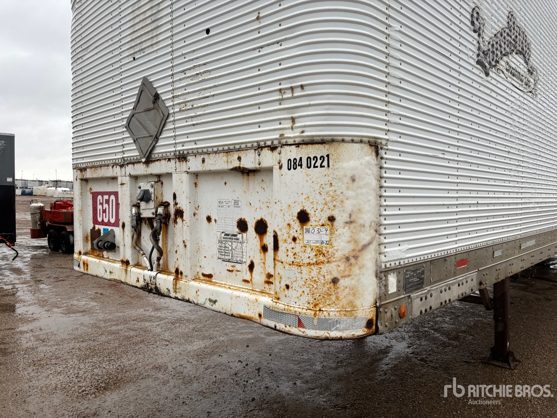 1985 Fruehauf 48 FT X 102 IN T/A TOOL CRIB