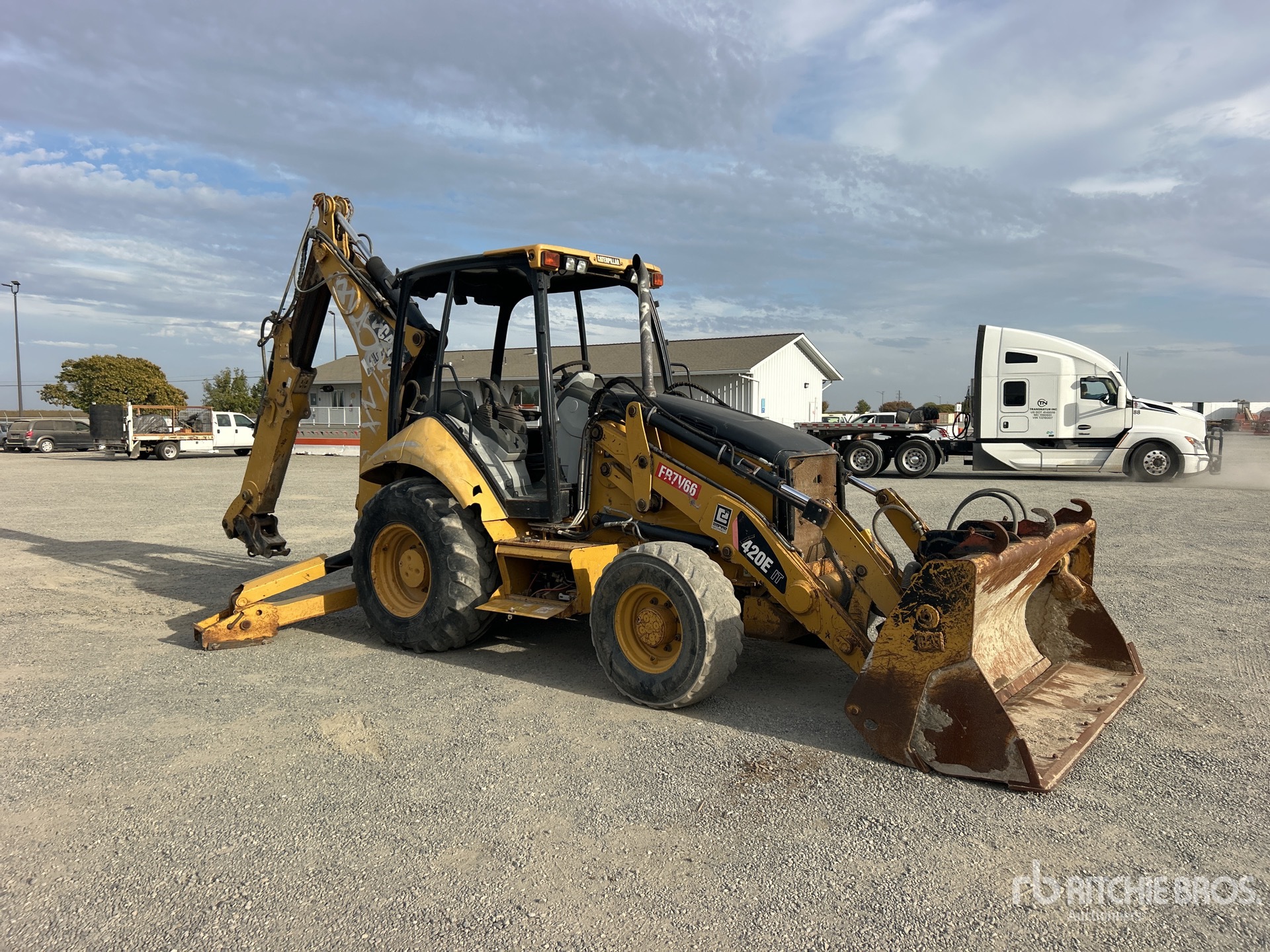 2011 Caterpillar 420E IT