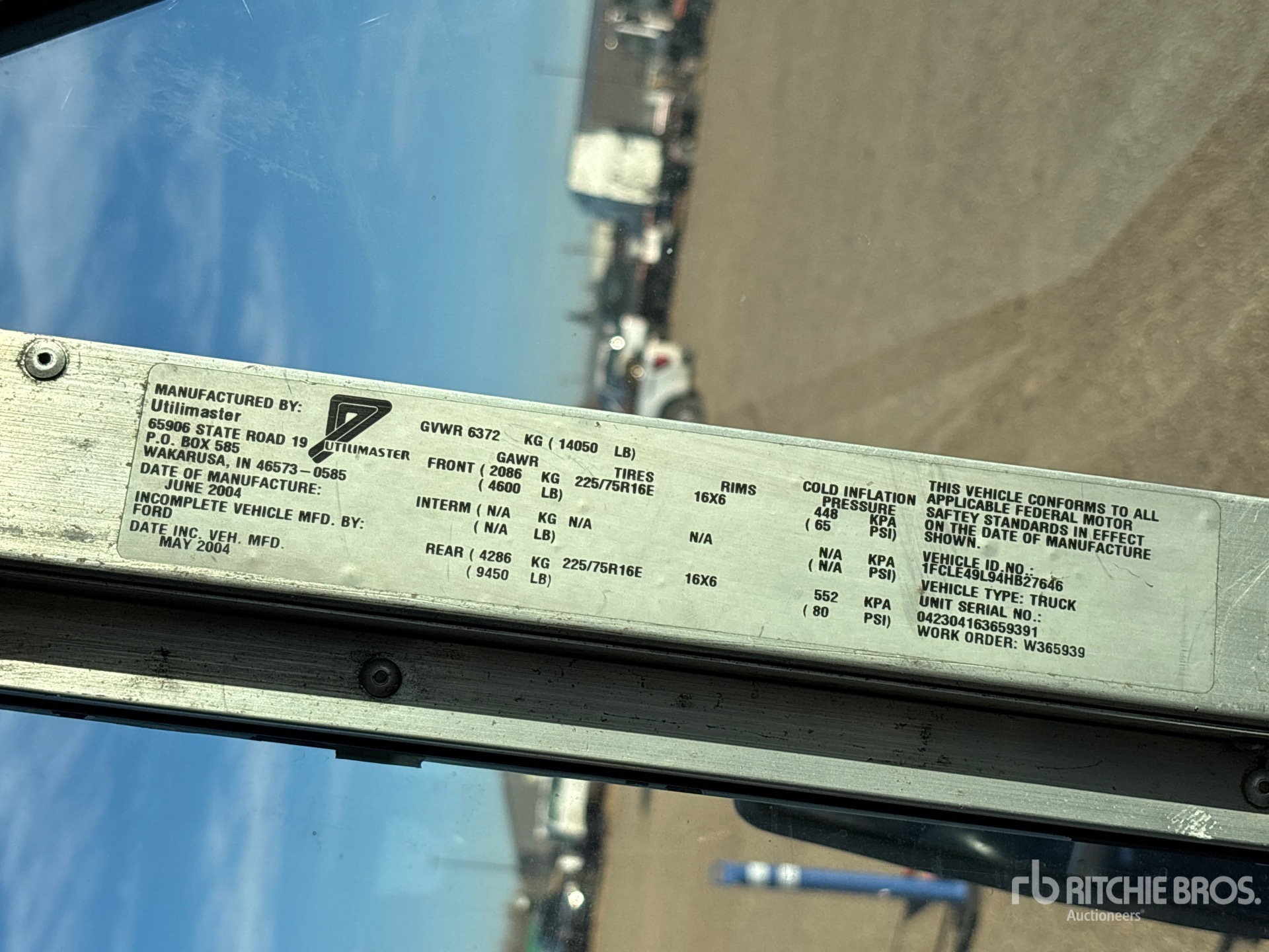 2004 Ford E-450