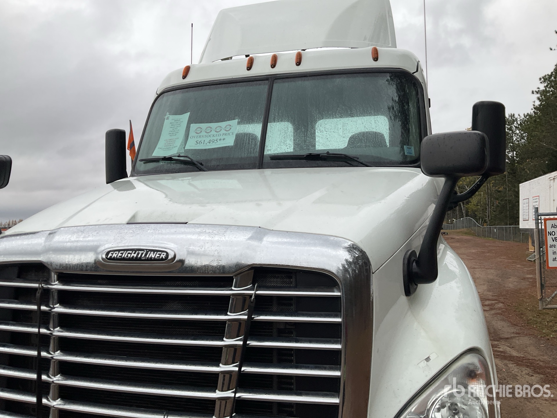 2019 Freightliner CASCADIA 125