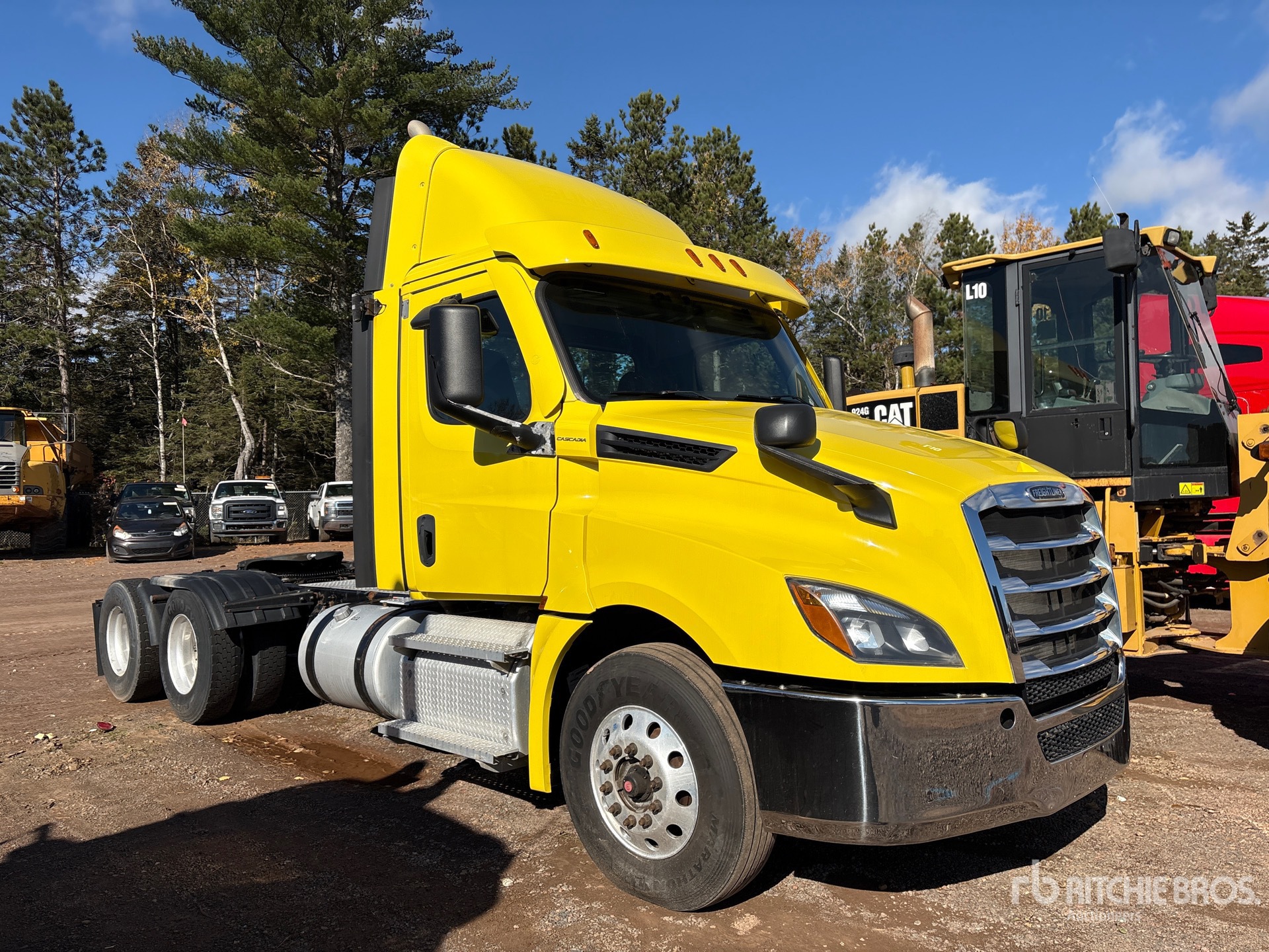 2021 Freightliner CASCADIA 126