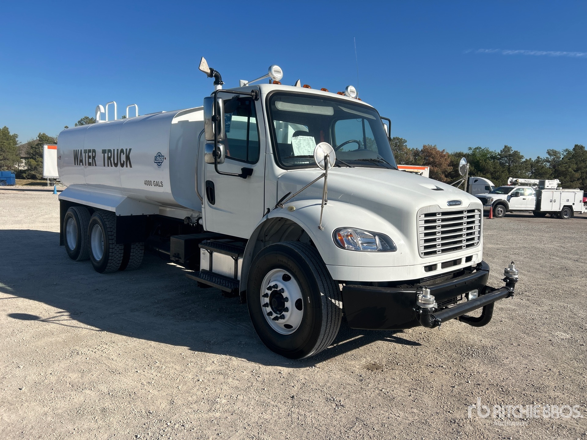 2018 Freightliner M2 106
