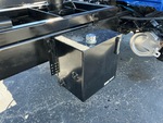 Underbody with Hydraulic Tank