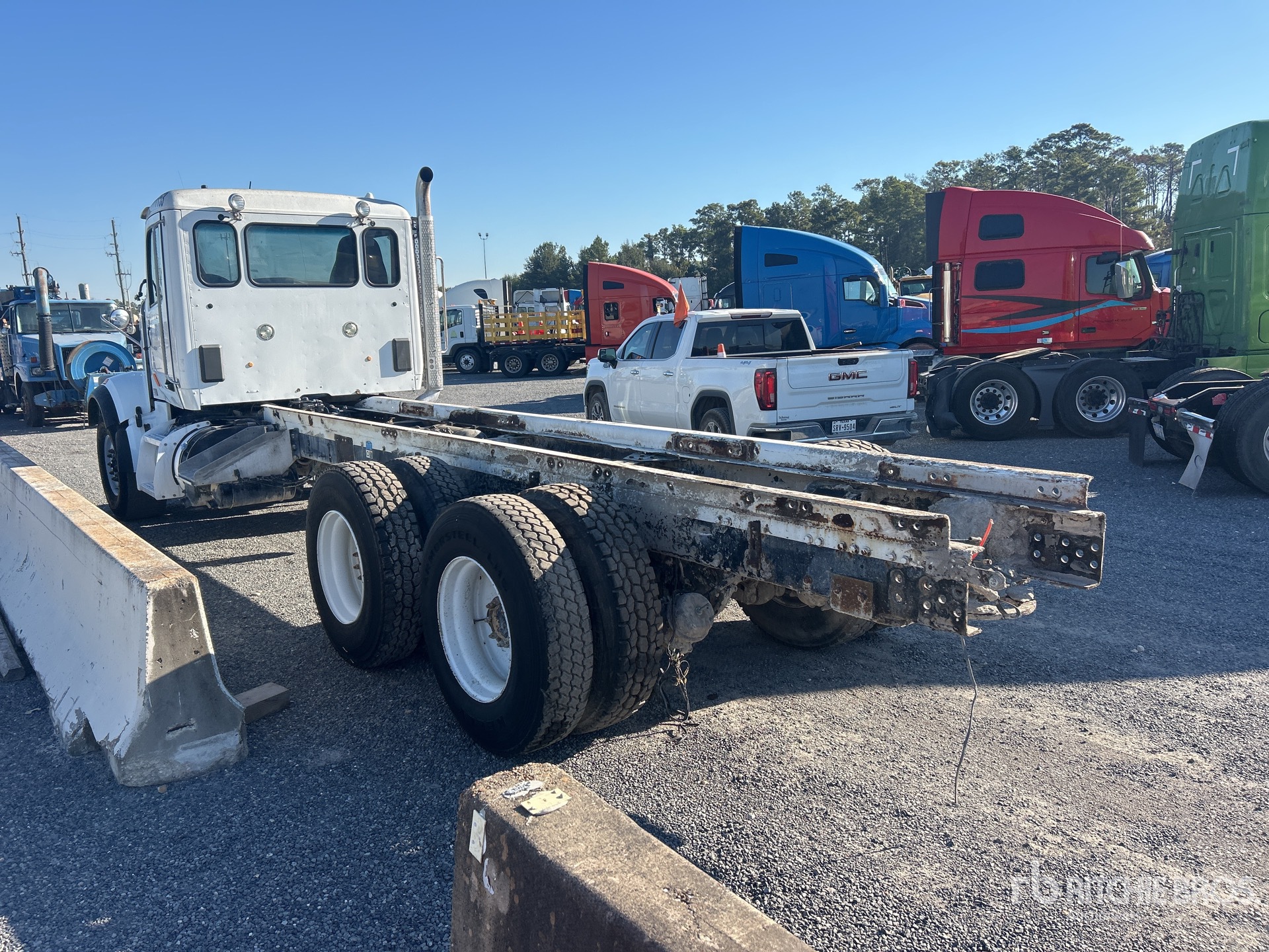 2017 Peterbilt 567