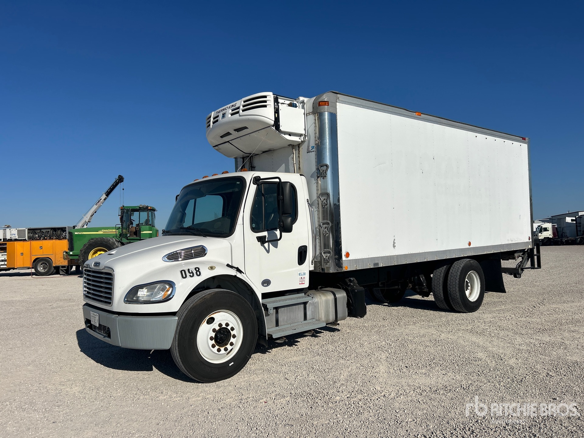 2016 Freightliner M2 106
