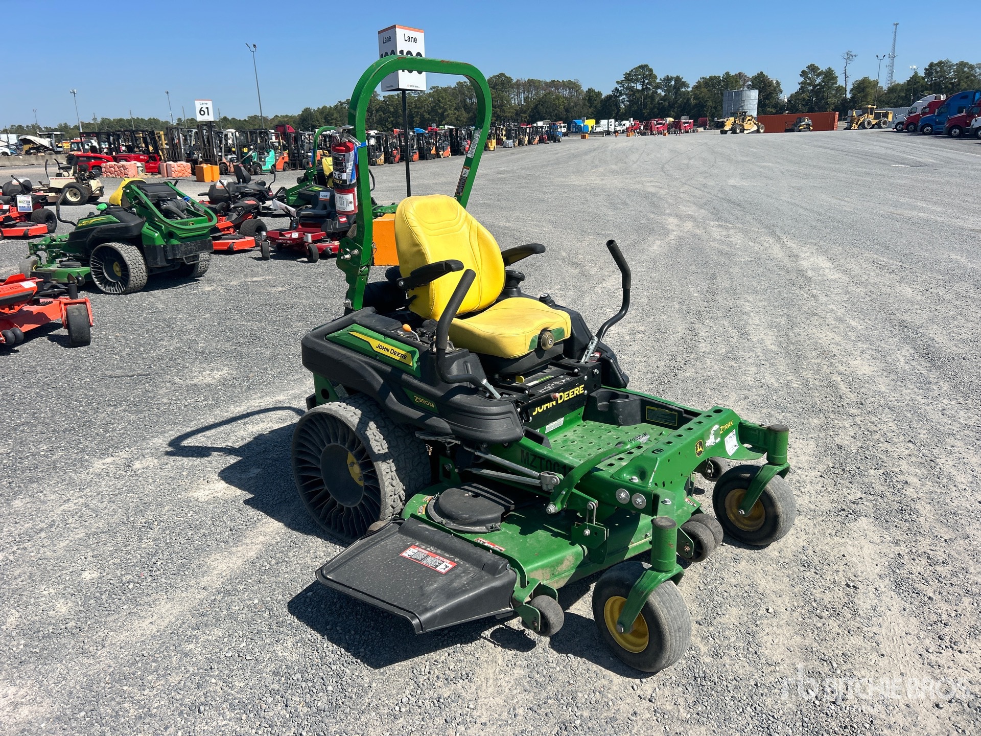 2023 John Deere Z950M ZTRAK M S
