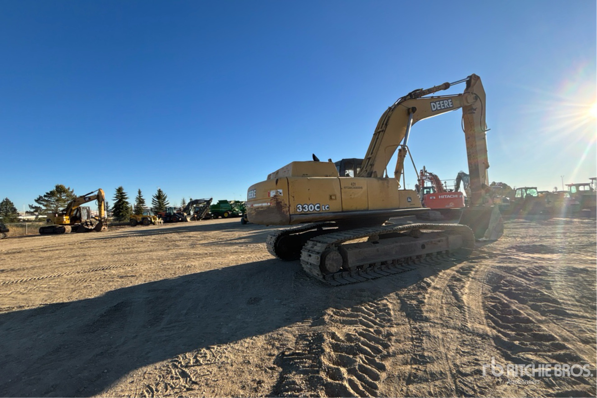 2002 John Deere 330C LC
