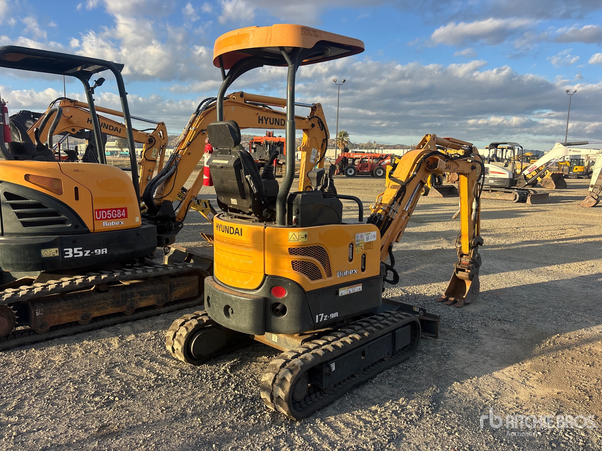 Hyundai ROBEX 17Z-9A
