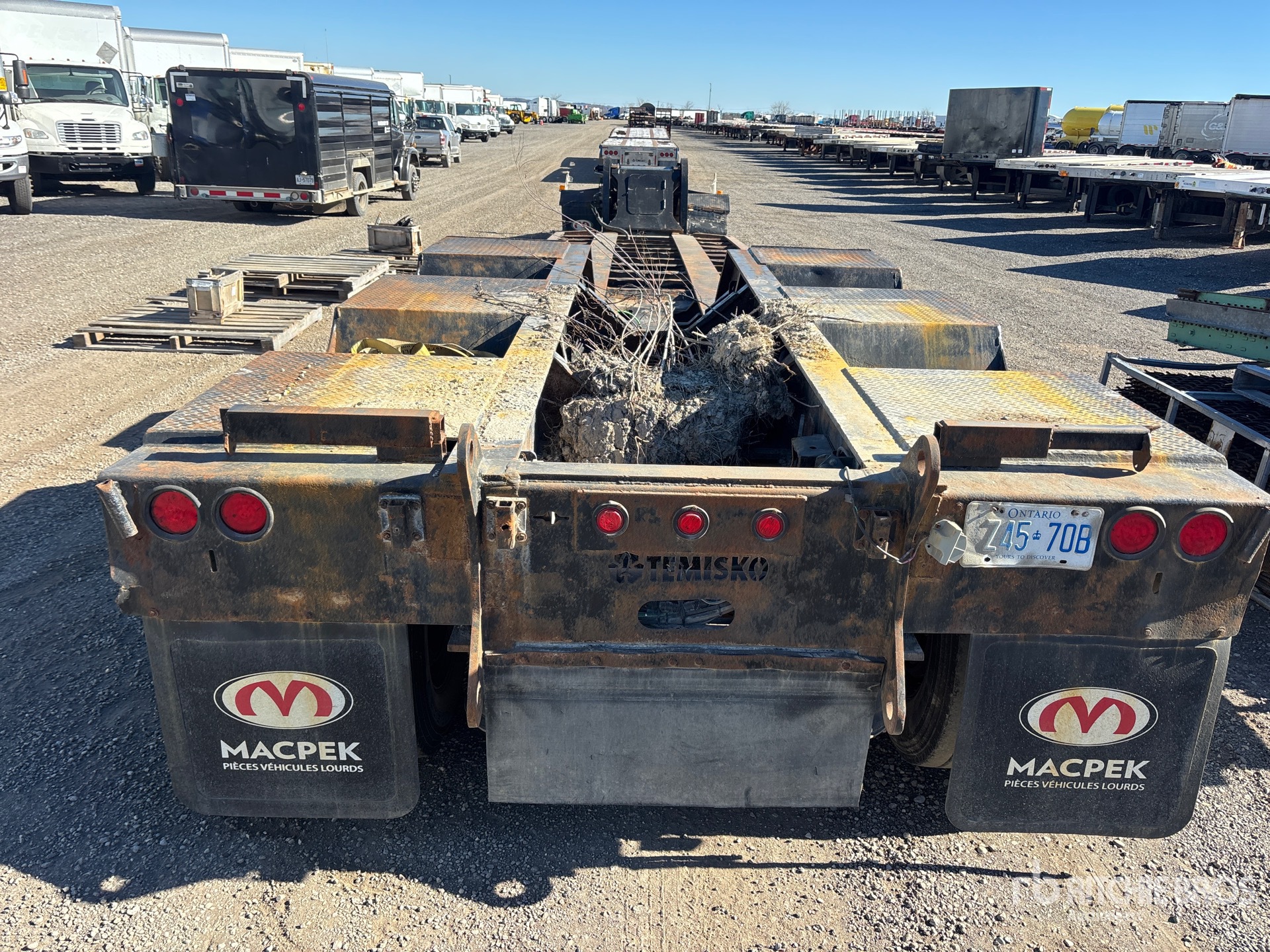 2004 Temisko TRI/A REMOVABLE GOOSENECK