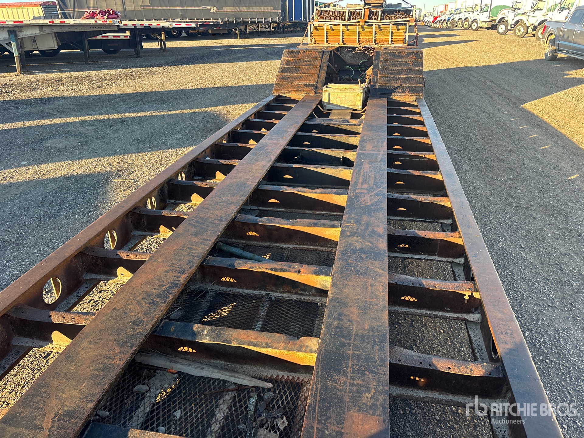 2004 Temisko TRI/A REMOVABLE GOOSENECK