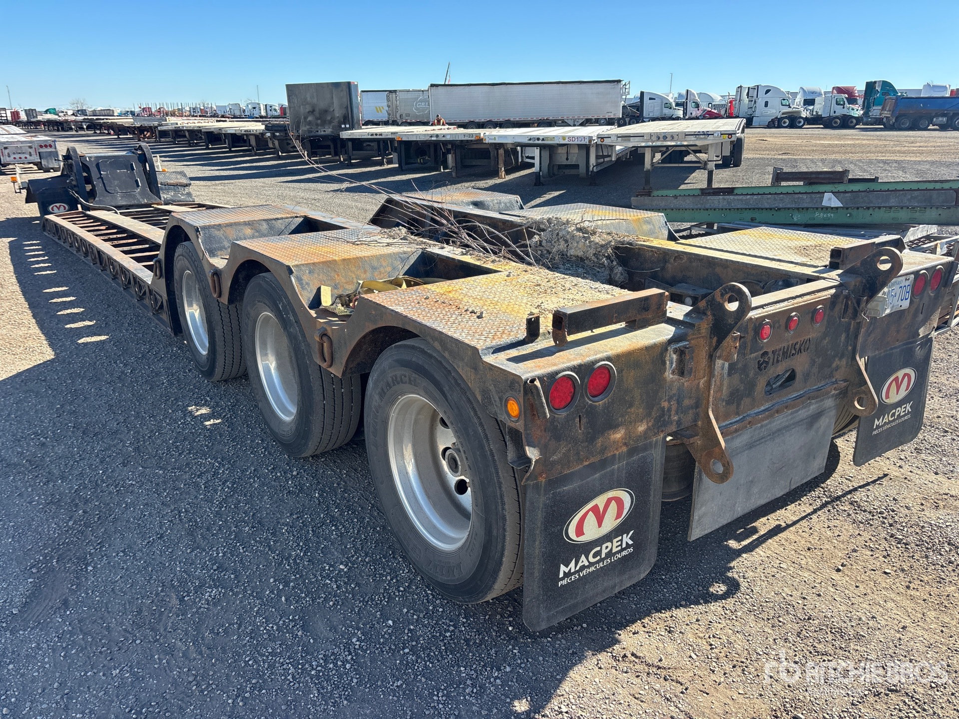 2004 Temisko TRI/A REMOVABLE GOOSENECK