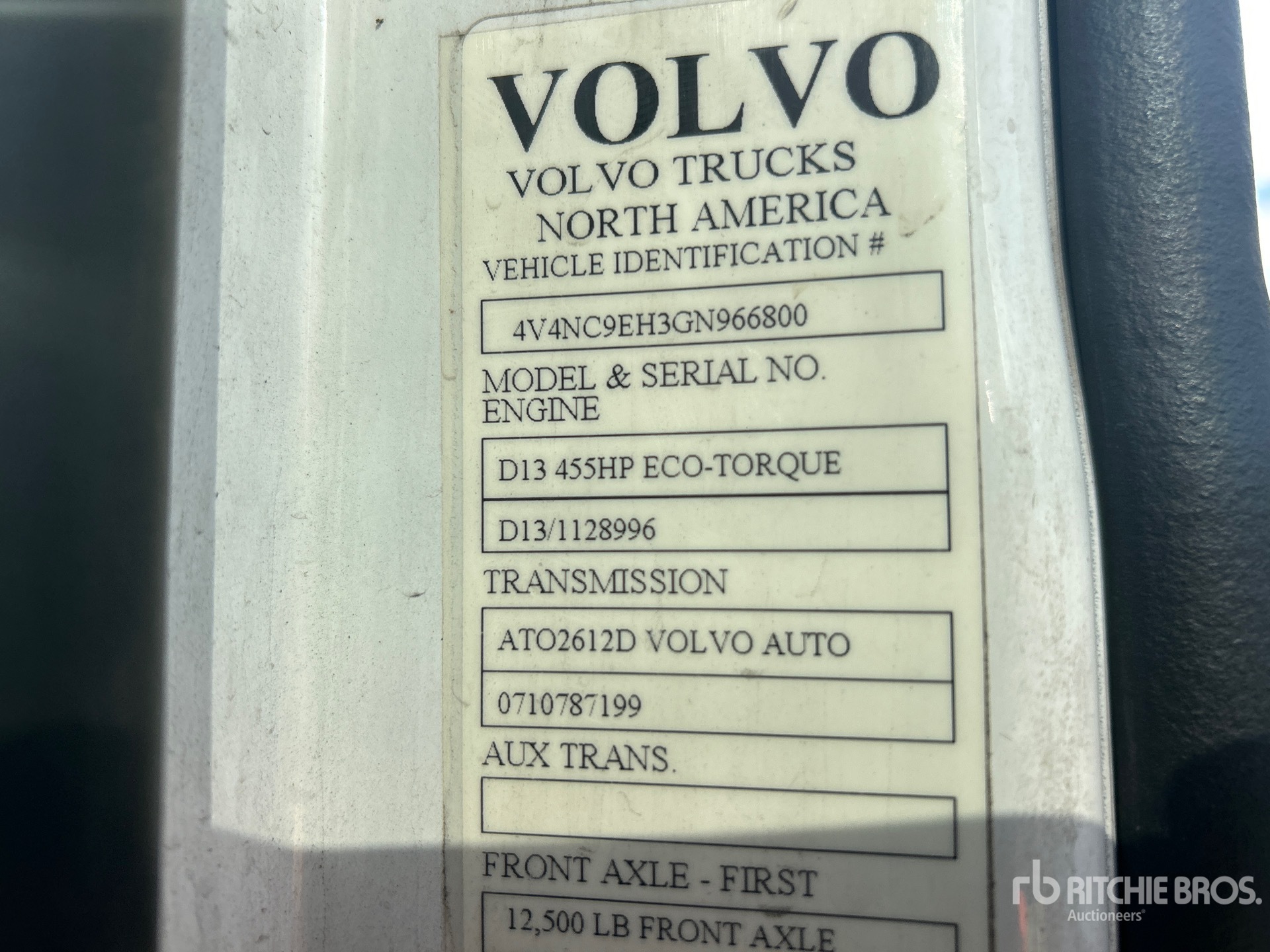 2016 Volvo VNL